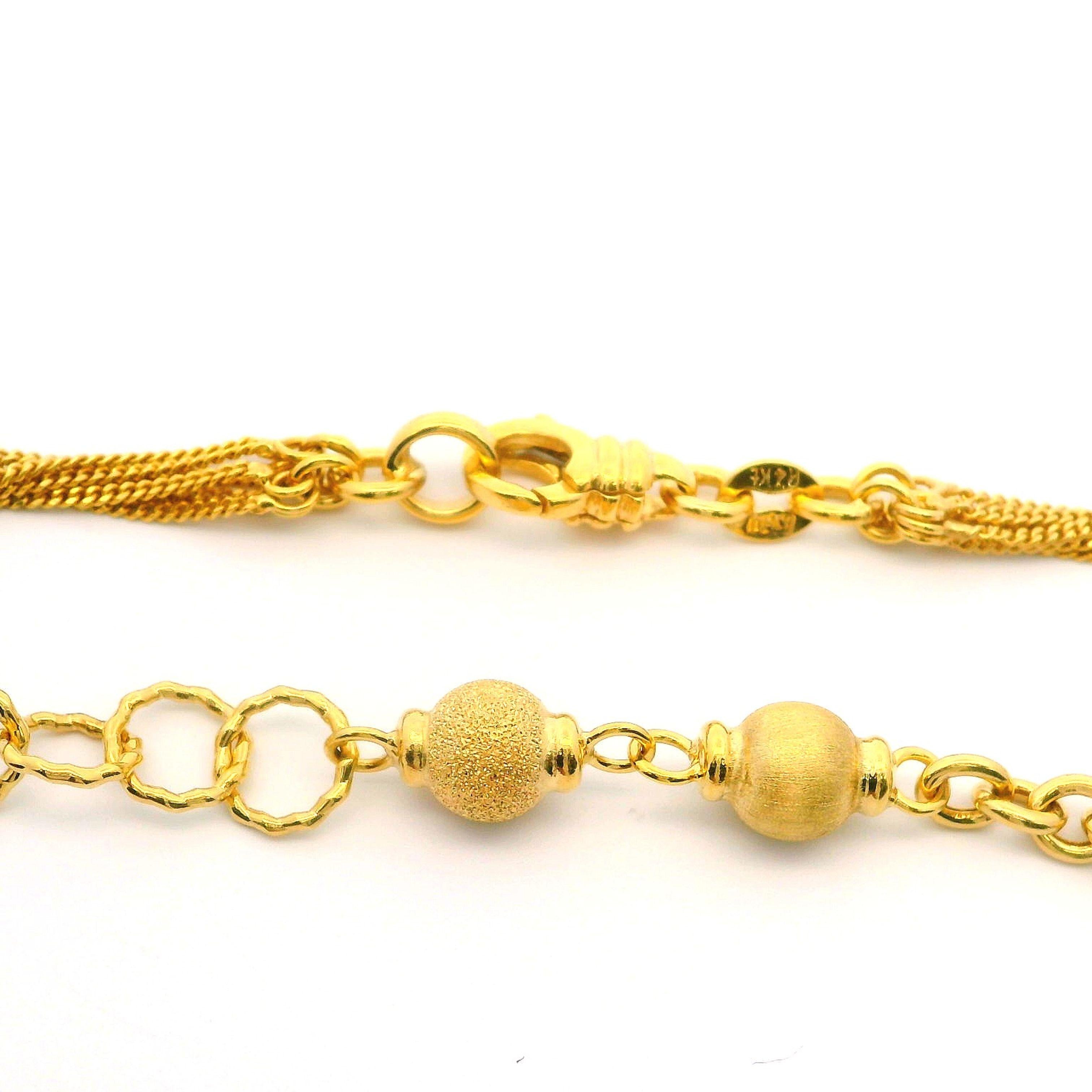 Material: Solid 14k Yellow Gold
Weight: 23.61 Grams
Chain Type: Sections Beads & Multi Curb Link Chain - Unique Link
Chain Length: 24 Inches
Chain Width: 6.1mm (0.24