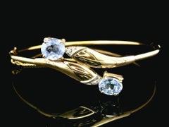 14k Gold 2.55 Ceylon Periwinkle Sapphire & Diamond Hinged Bypass Bangle Bracelet