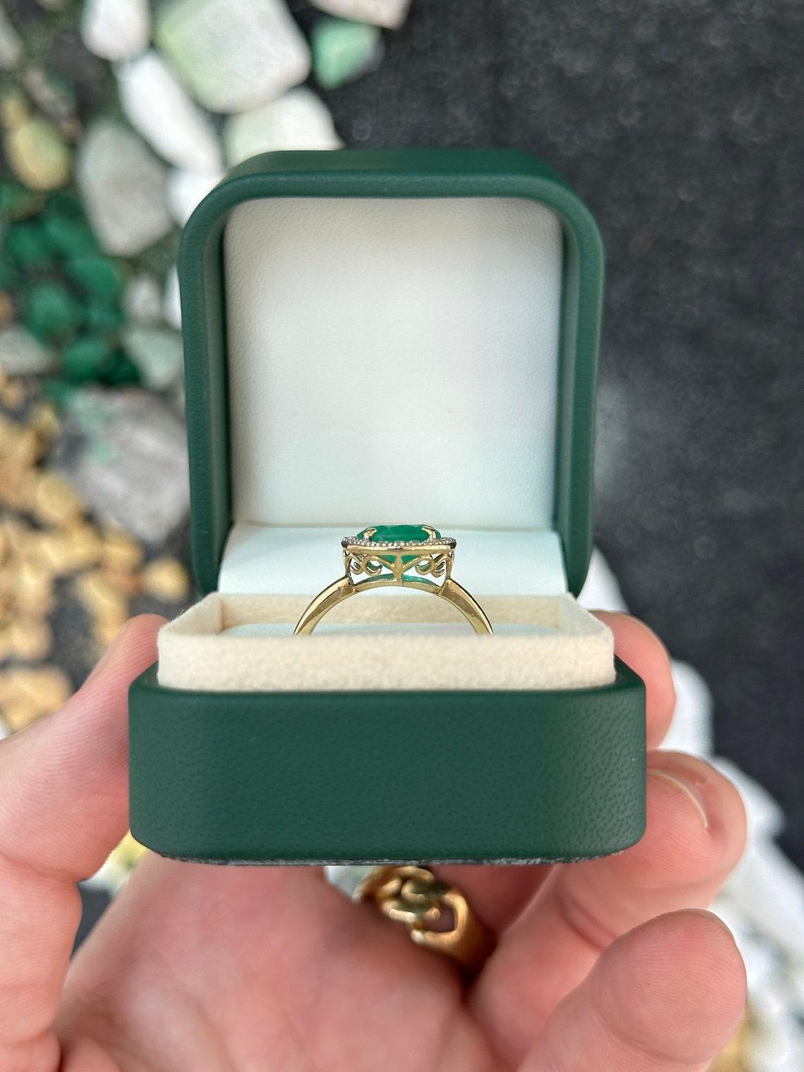 14K Gold 2,80tcw Rundschliff kolumbianischer Smaragd & Diamant Halo-Ring, florale Zacken Damen im Angebot