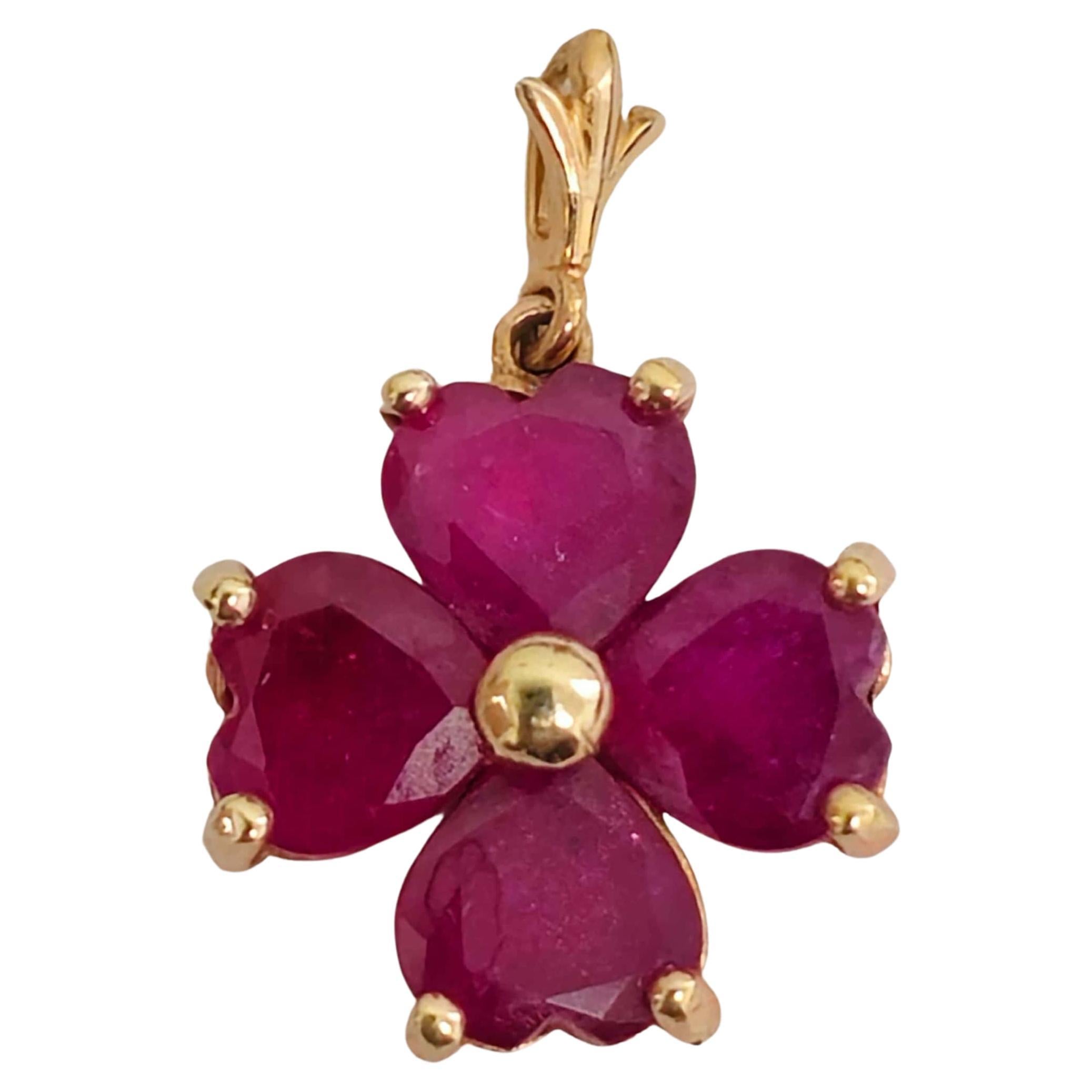 14k Gold 3 Karat Herz-Rubin-Anhänger
