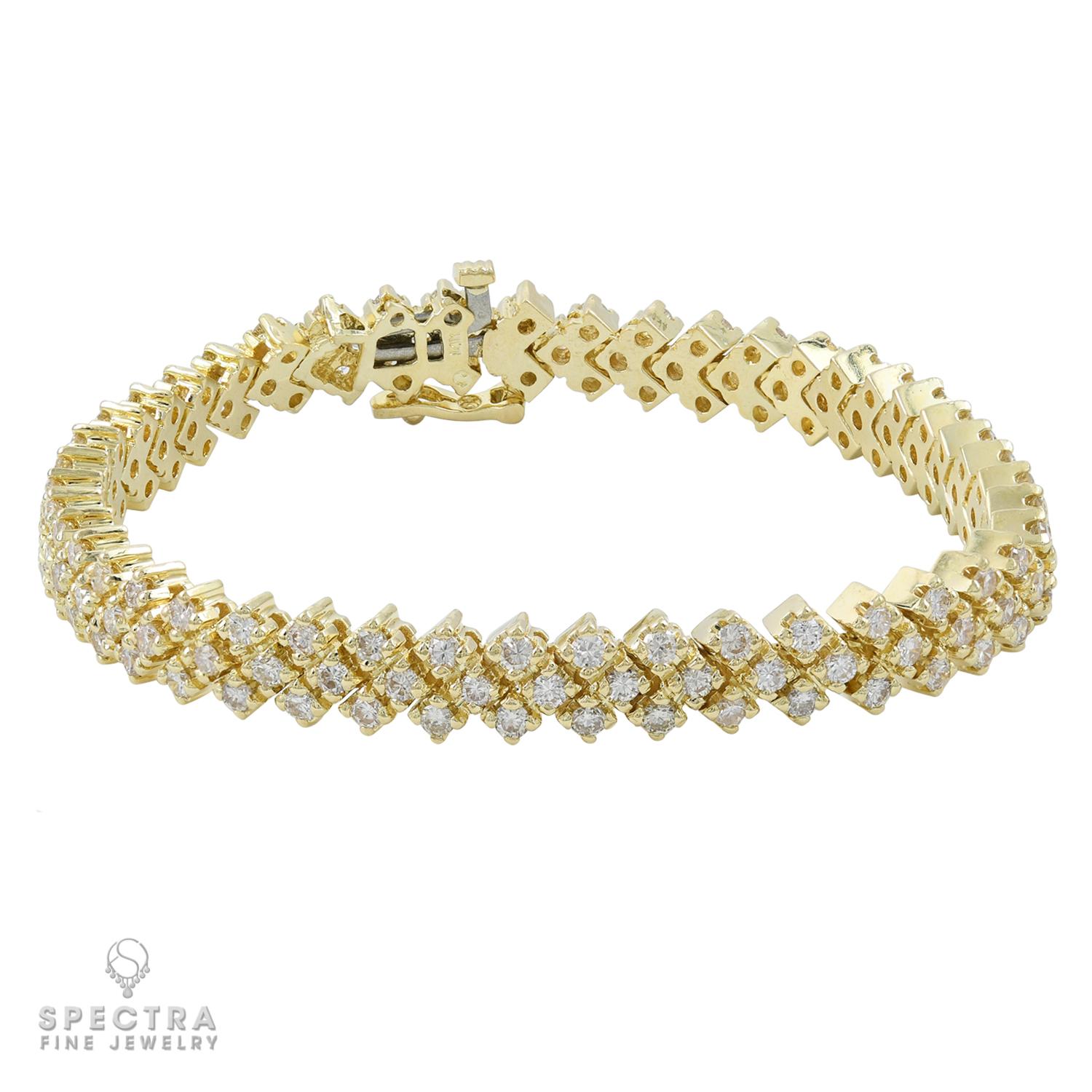 Contemporain Bracelet en or 14k à 3 rangées de diamants en vente