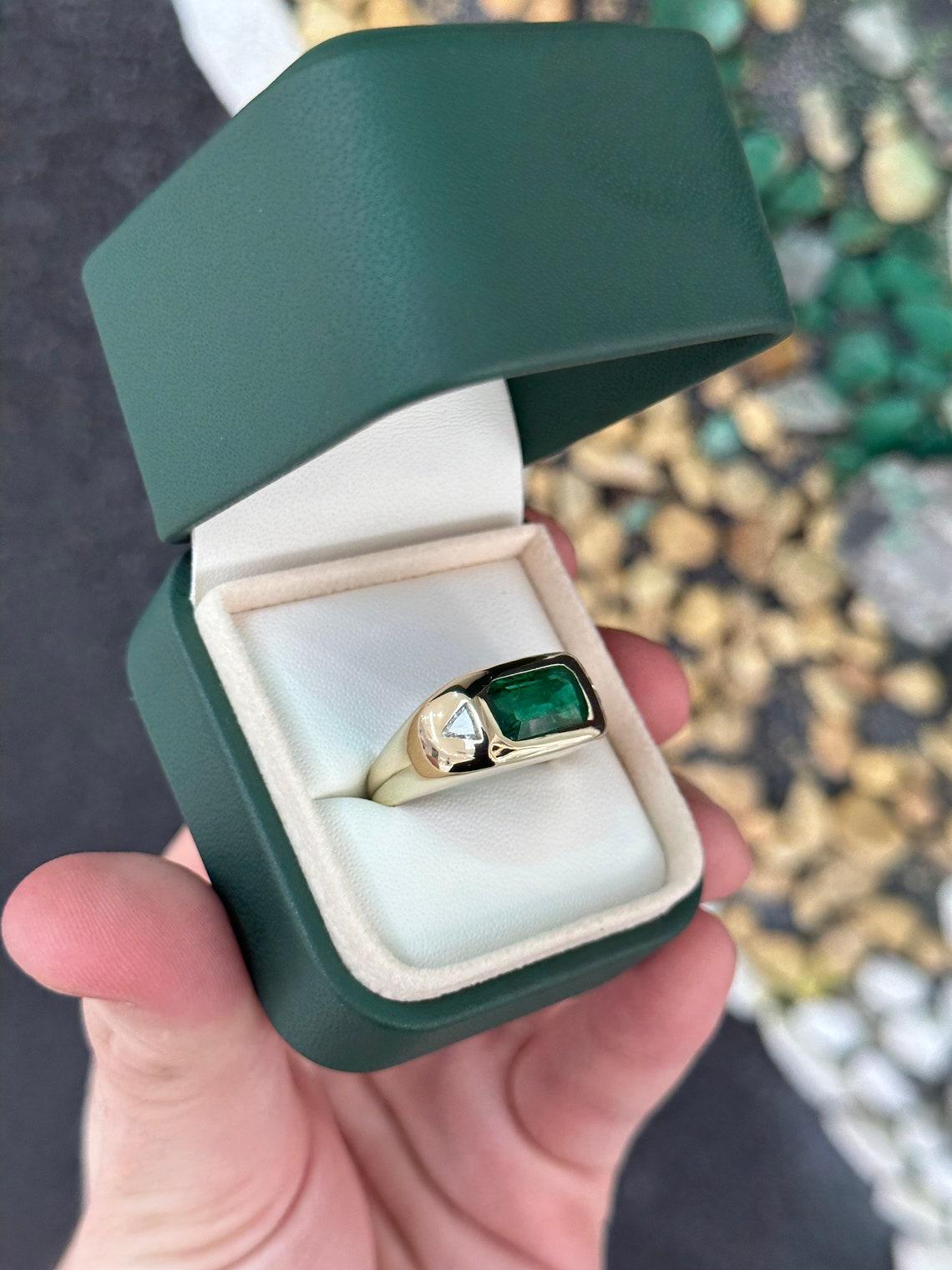 Emerald Cut 14K Gold 3.75tcw Rich Forest Green Emerald & Trillion Diamond Three Stone Ring For Sale