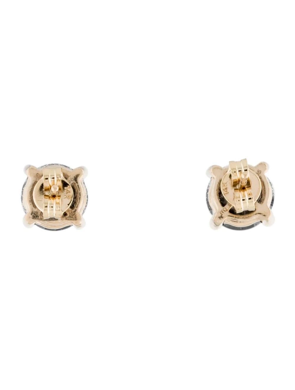 14K Gold 4.74ctw Diamond Stud Earrings - Round Brilliant Cut - Timeless Elegance In New Condition For Sale In Holtsville, NY
