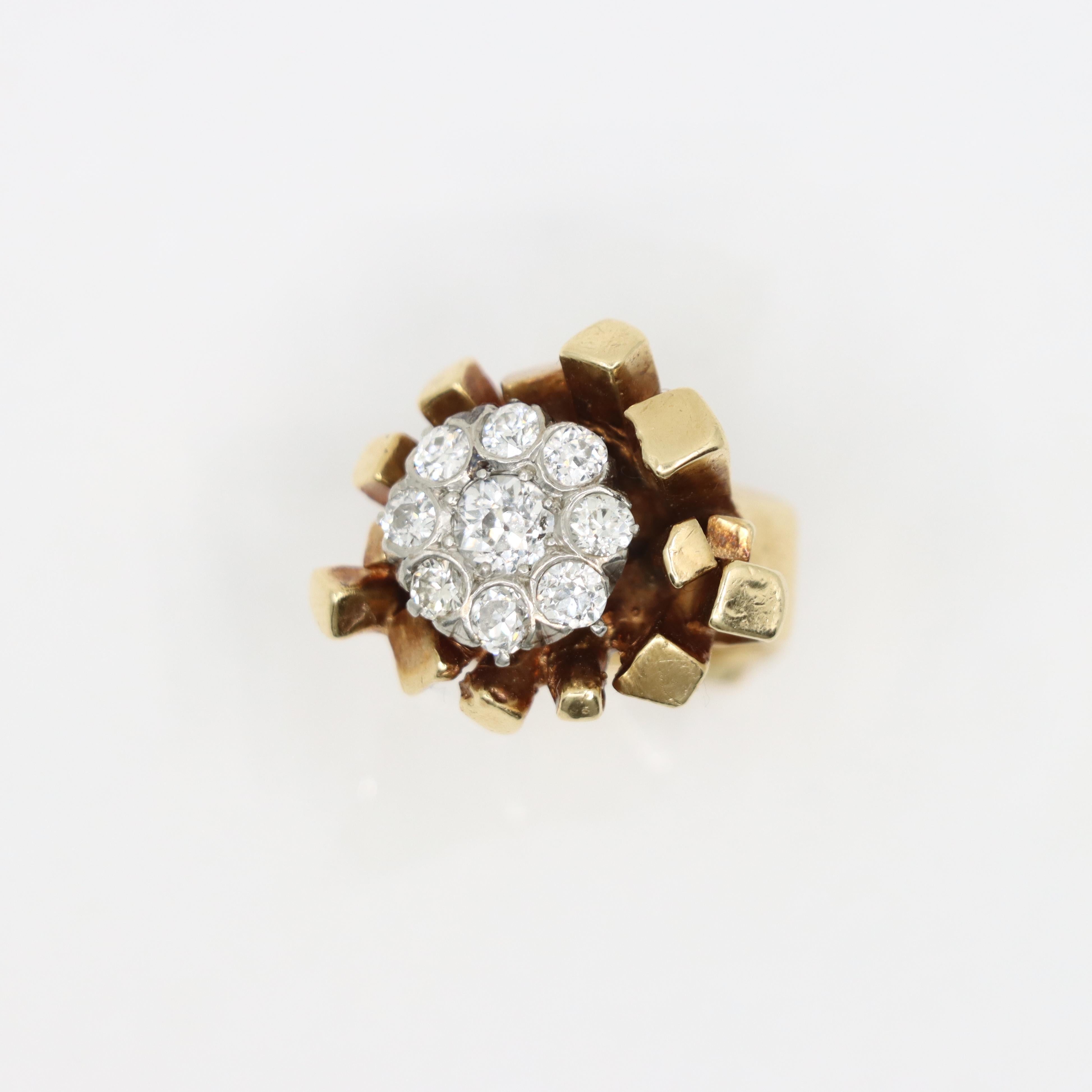 14K Gold 5.1 Karat Diamant-Cluster-Ring mit frei geformtem Nugget (Rundschliff) im Angebot