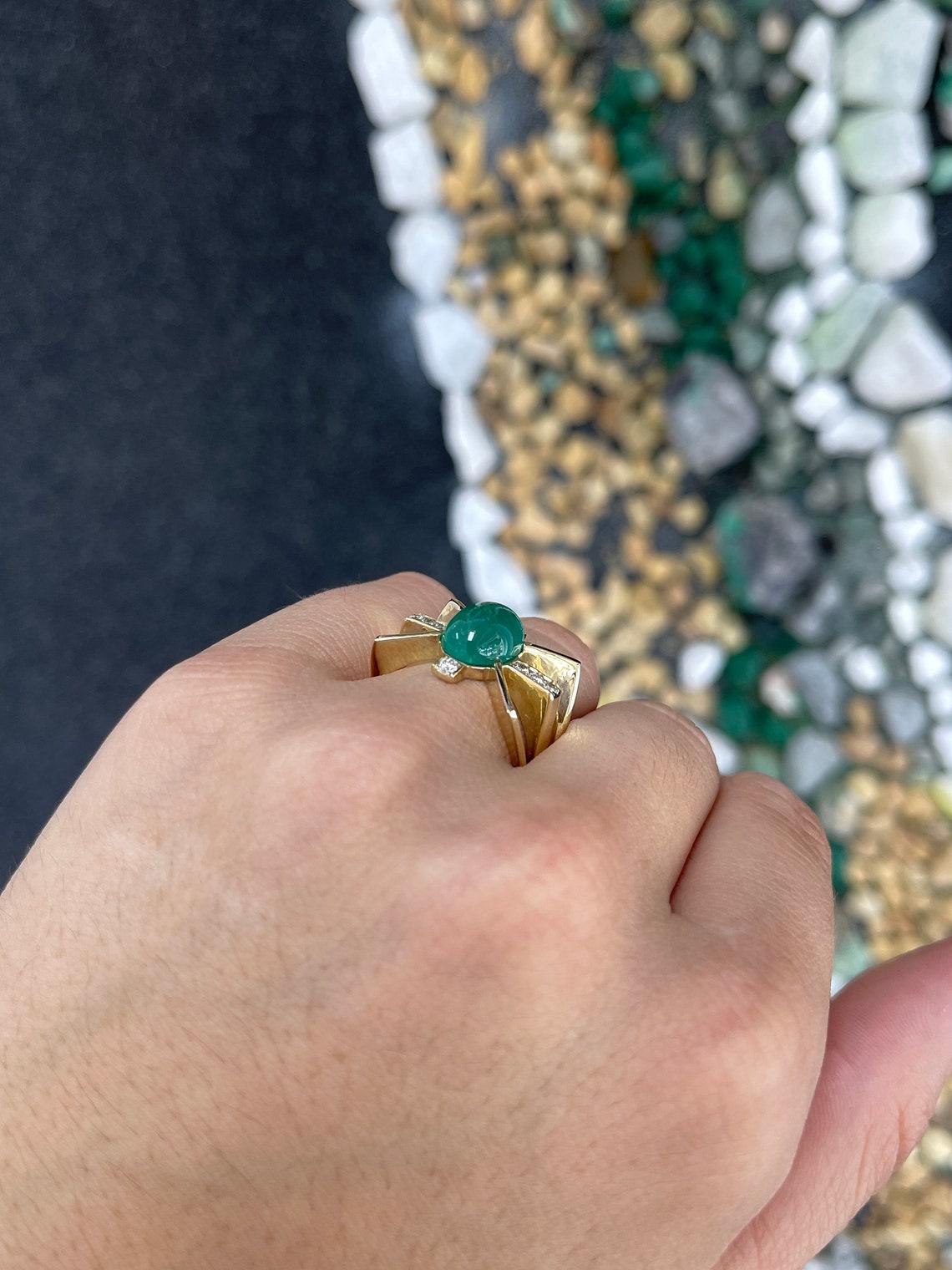 Anello in oro 14K con smeraldo ovale cabochon e diamante da 5,12tcw, stile Star Unisex in vendita 5