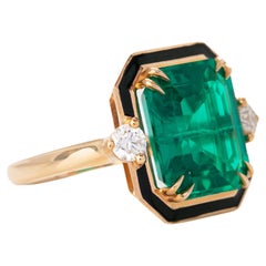 14K Gold 5.55 Ct Synthetic Emerald & Diamond Enameled Cocktail Ring