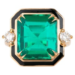 14K Gold 5.55 Ct Synthetic Emerald & Diamond Enameled Cocktail Ring