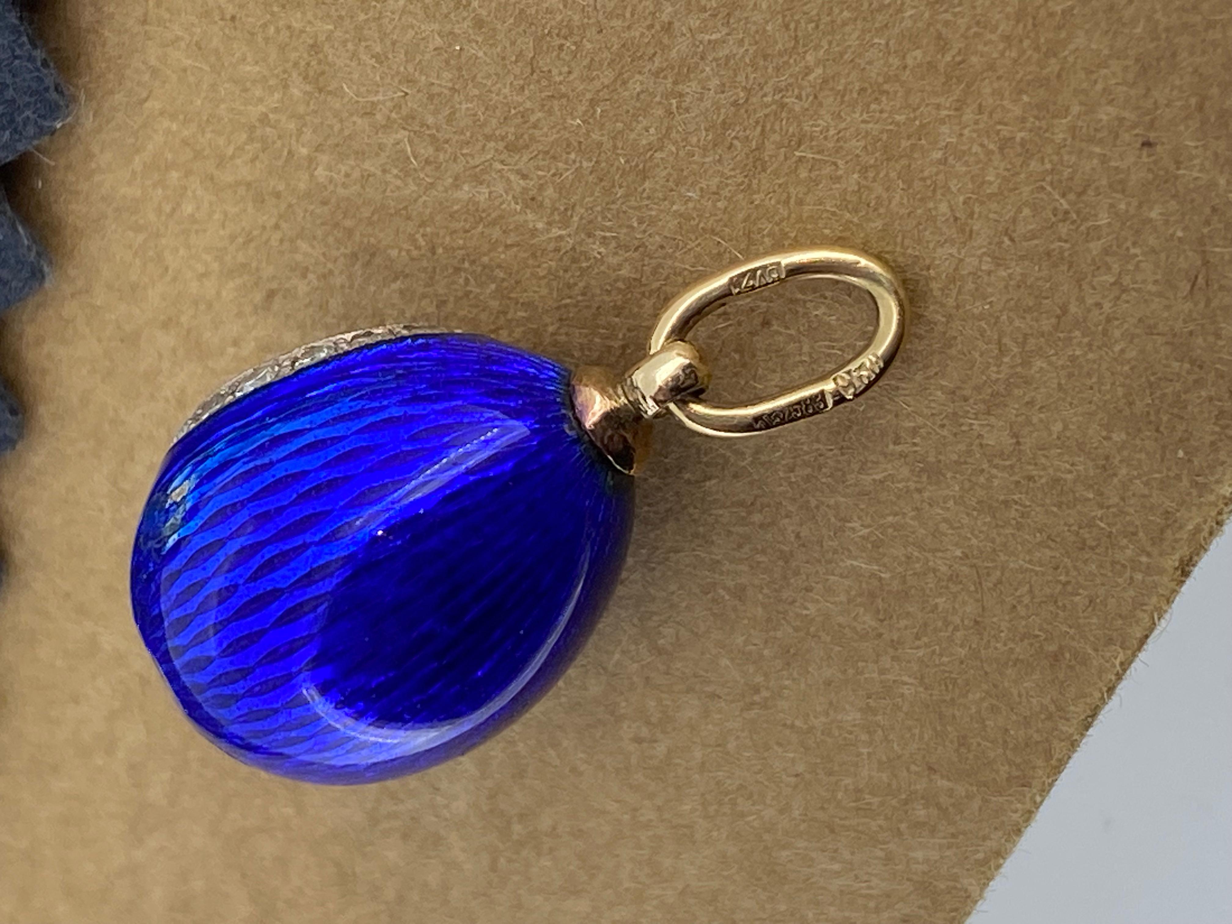 14K Gold (56), blaue Guilloche-Emaille, eiförmiger sowjetischer Vintage-Anhänger aus Kristall im Angebot 2