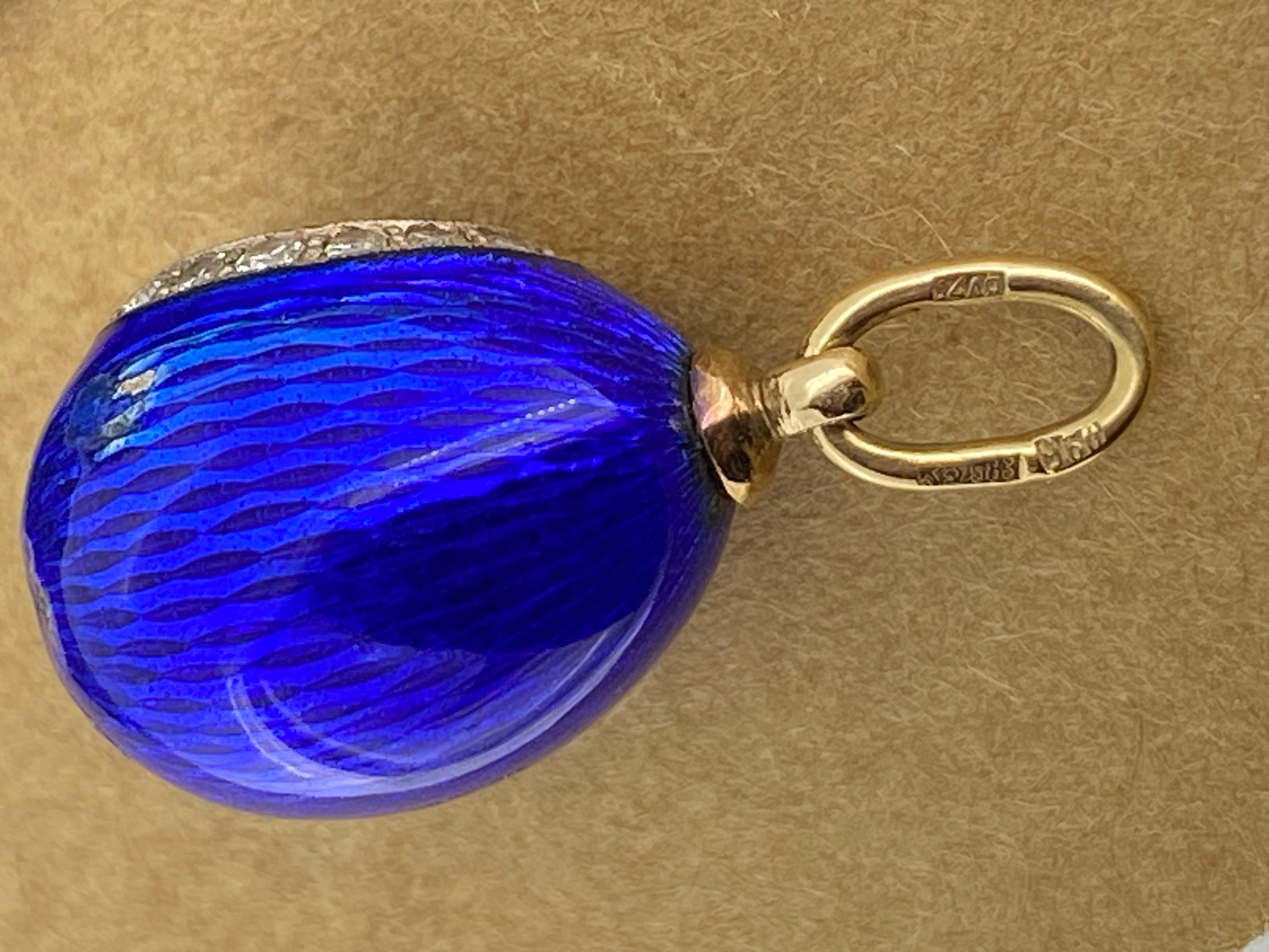 14K Gold (56), blaue Guilloche-Emaille, eiförmiger sowjetischer Vintage-Anhänger aus Kristall im Angebot 3