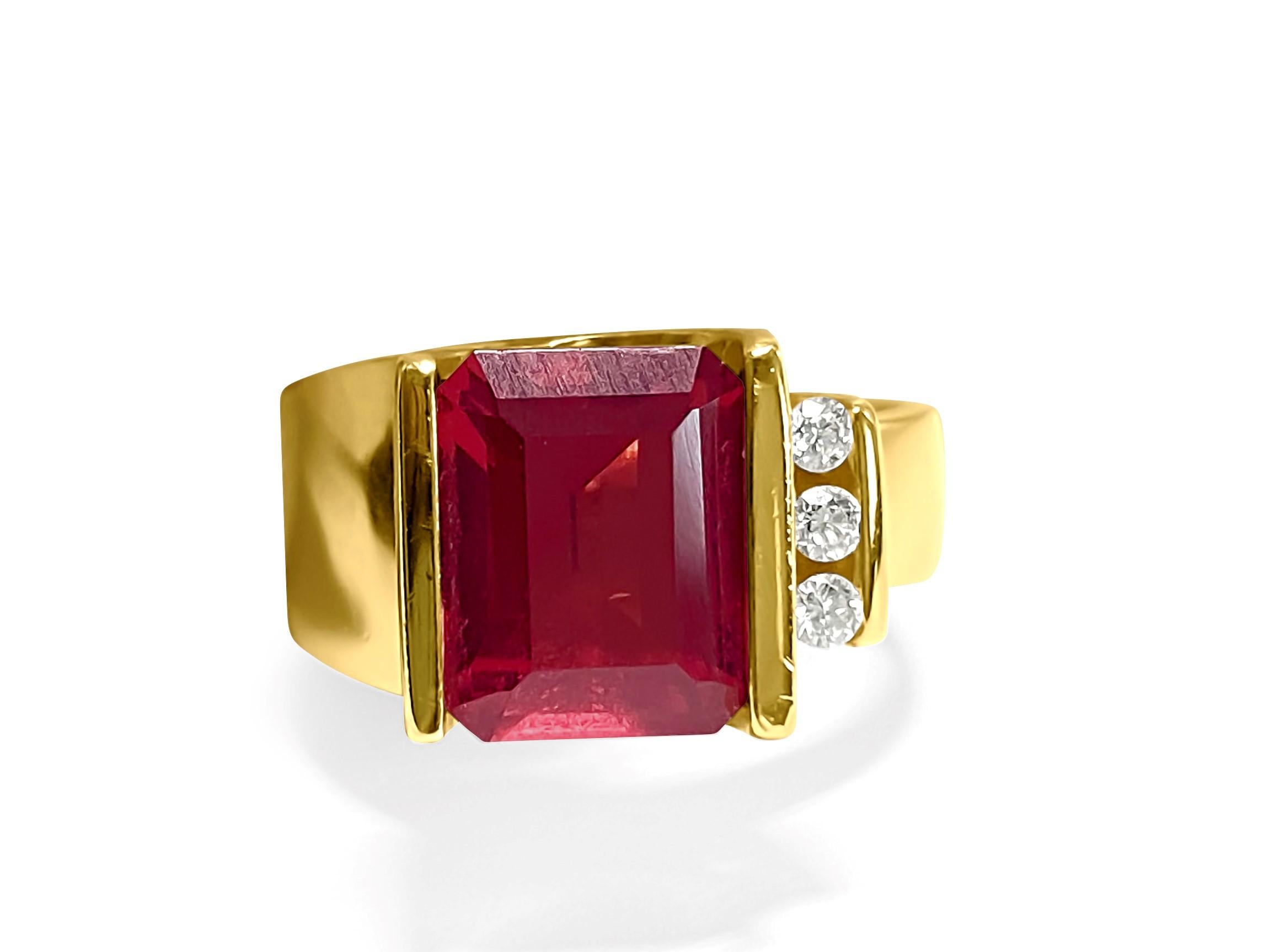 Women's 14K Gold, AAA Natural Garnet & Diamond Ladies Ring For Sale