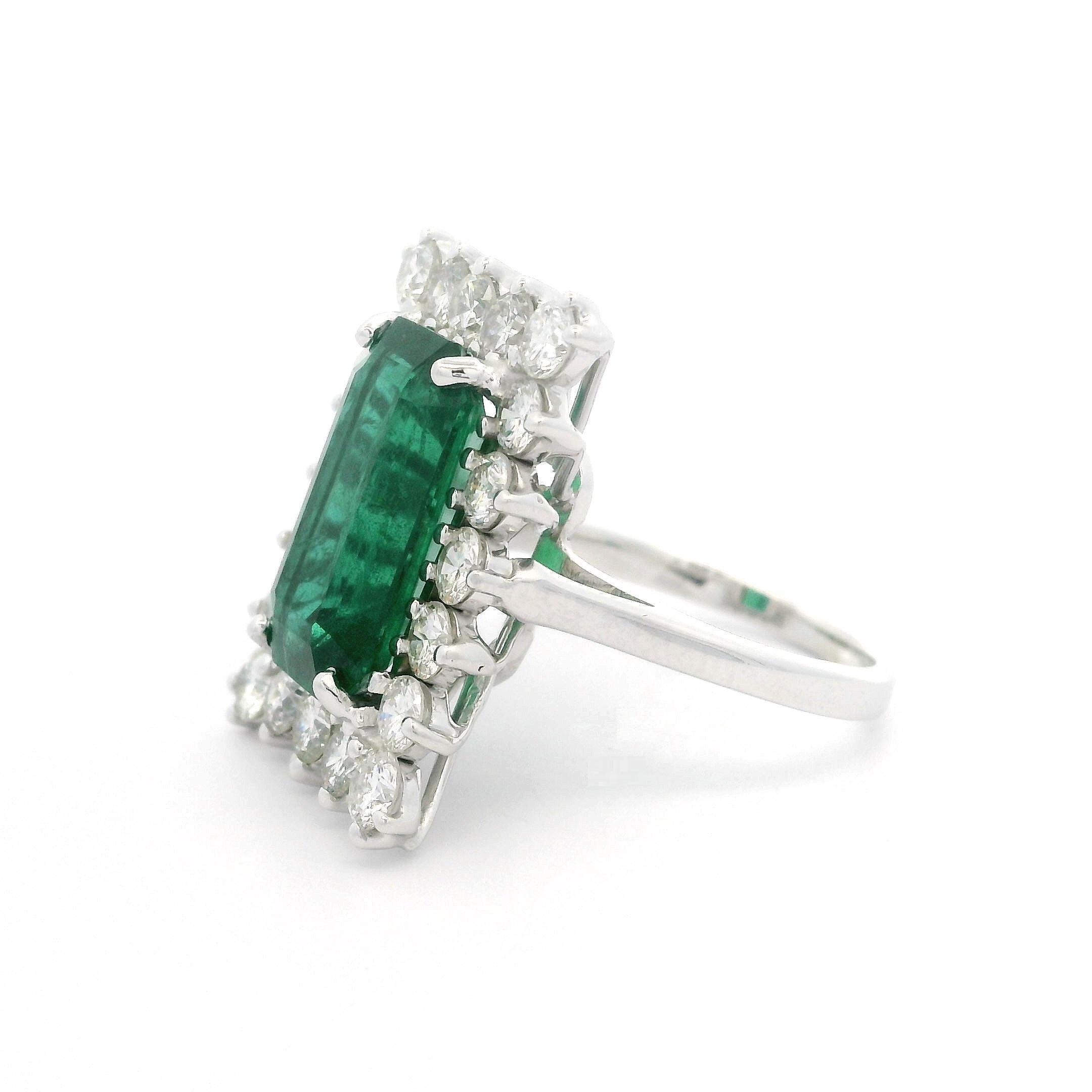 14k Gold AGL 6.9ctw Elongated Rectangular Emerald & Diamond Halo Cocktail Ring For Sale 9