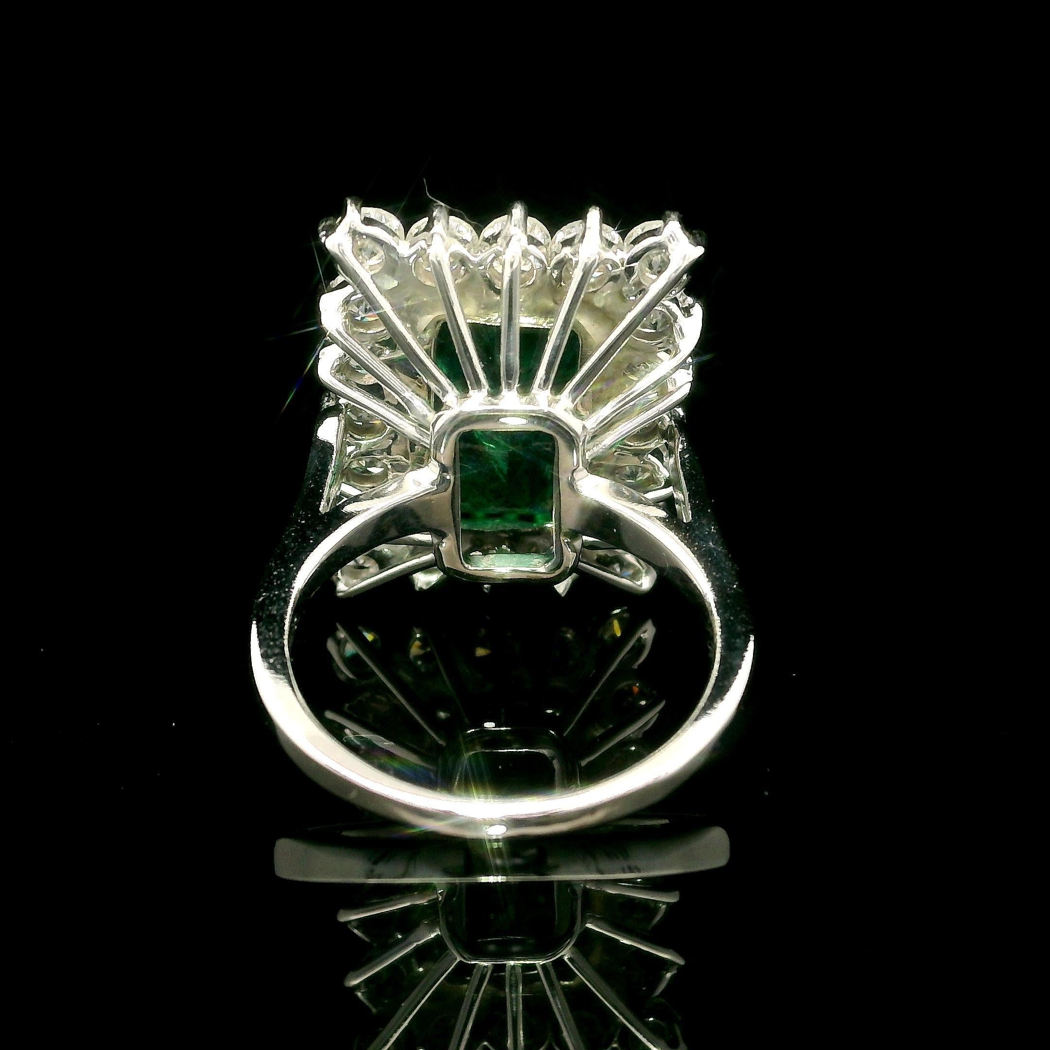 14k Gold AGL 6.9ctw Elongated Rectangular Emerald & Diamond Halo Cocktail Ring For Sale 1