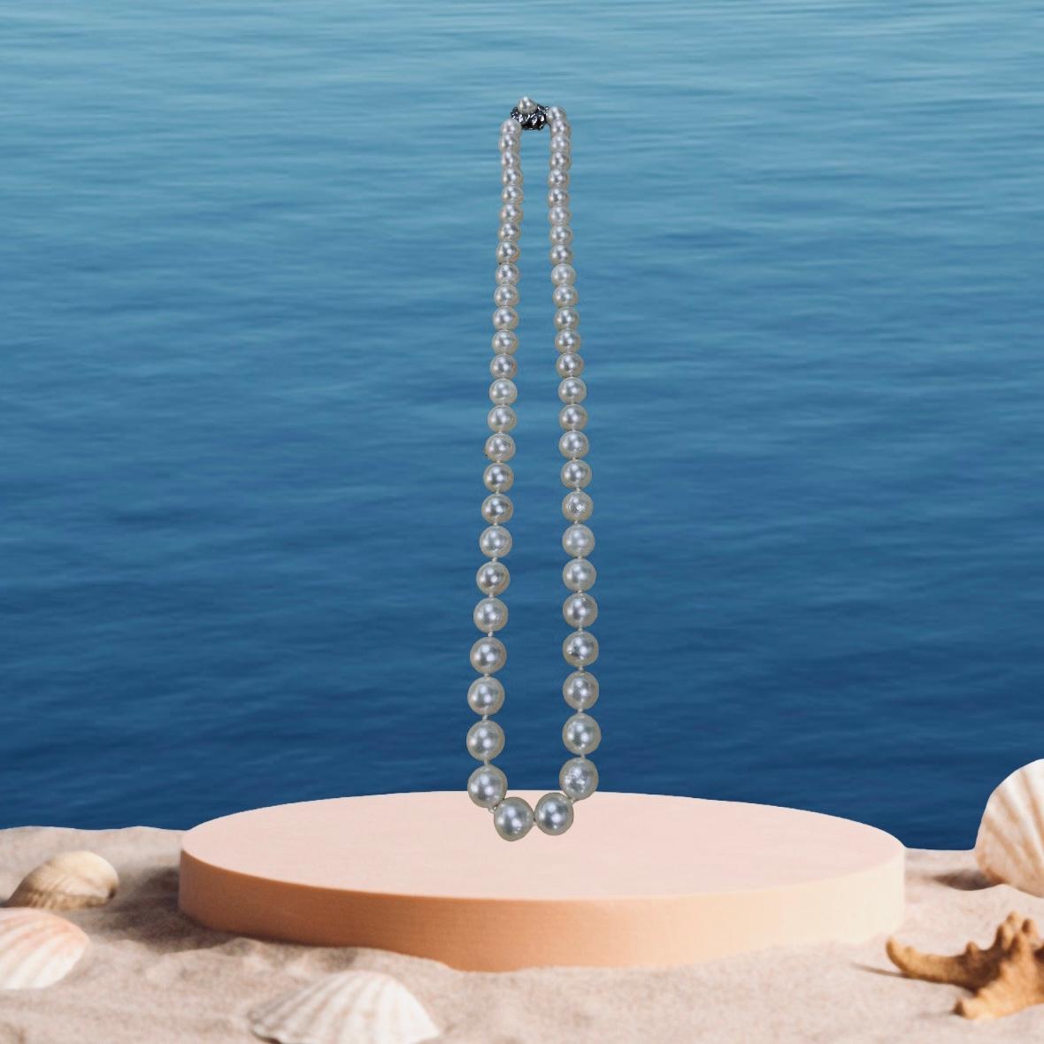 Halskette aus 14 Karat Gold Akoya-Perlen und Diamanten  im Angebot 5