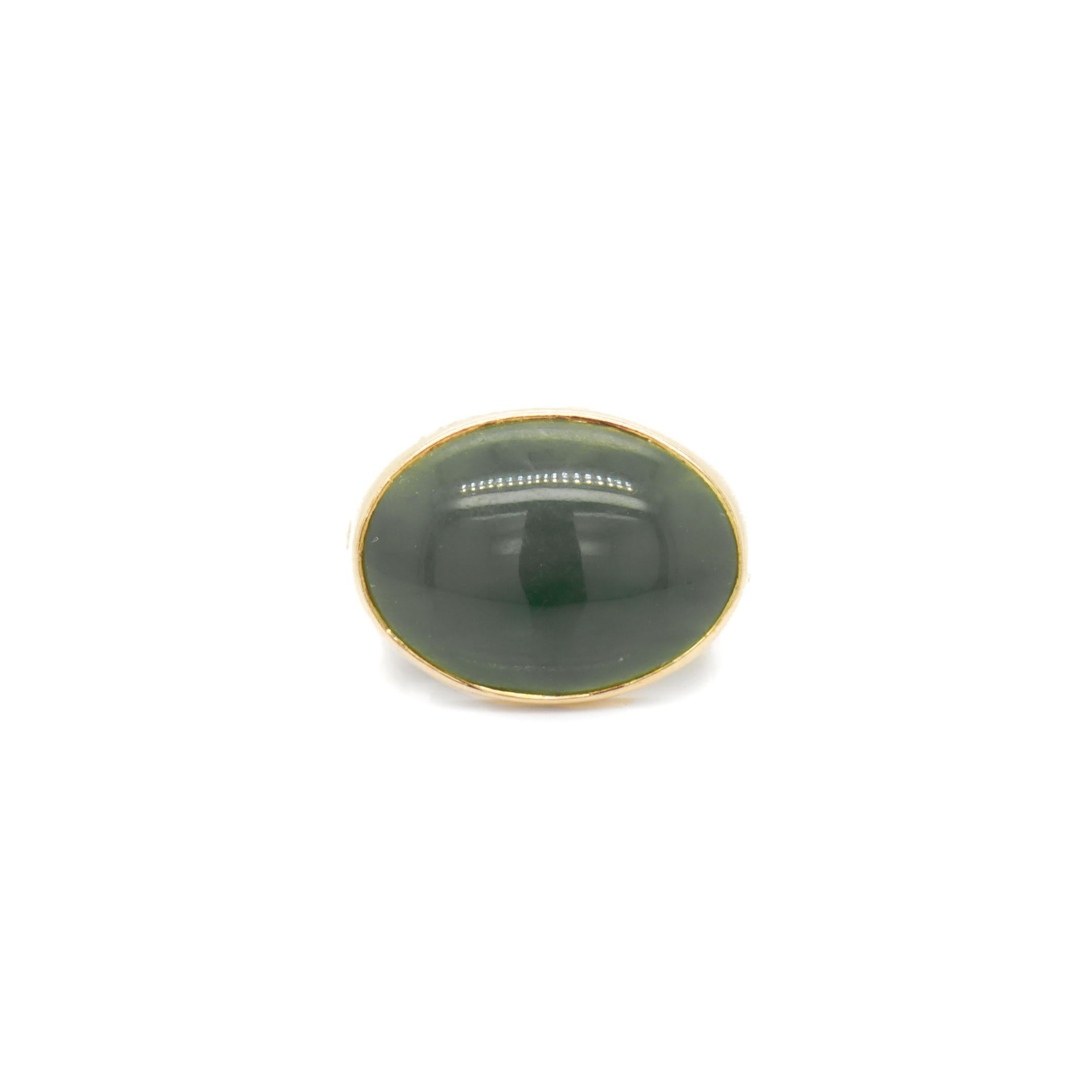 14K Gold & Alaskan Jade Cabochon Inuit / Inupiat Blanket Toss Charme oder Anhänger im Angebot 5