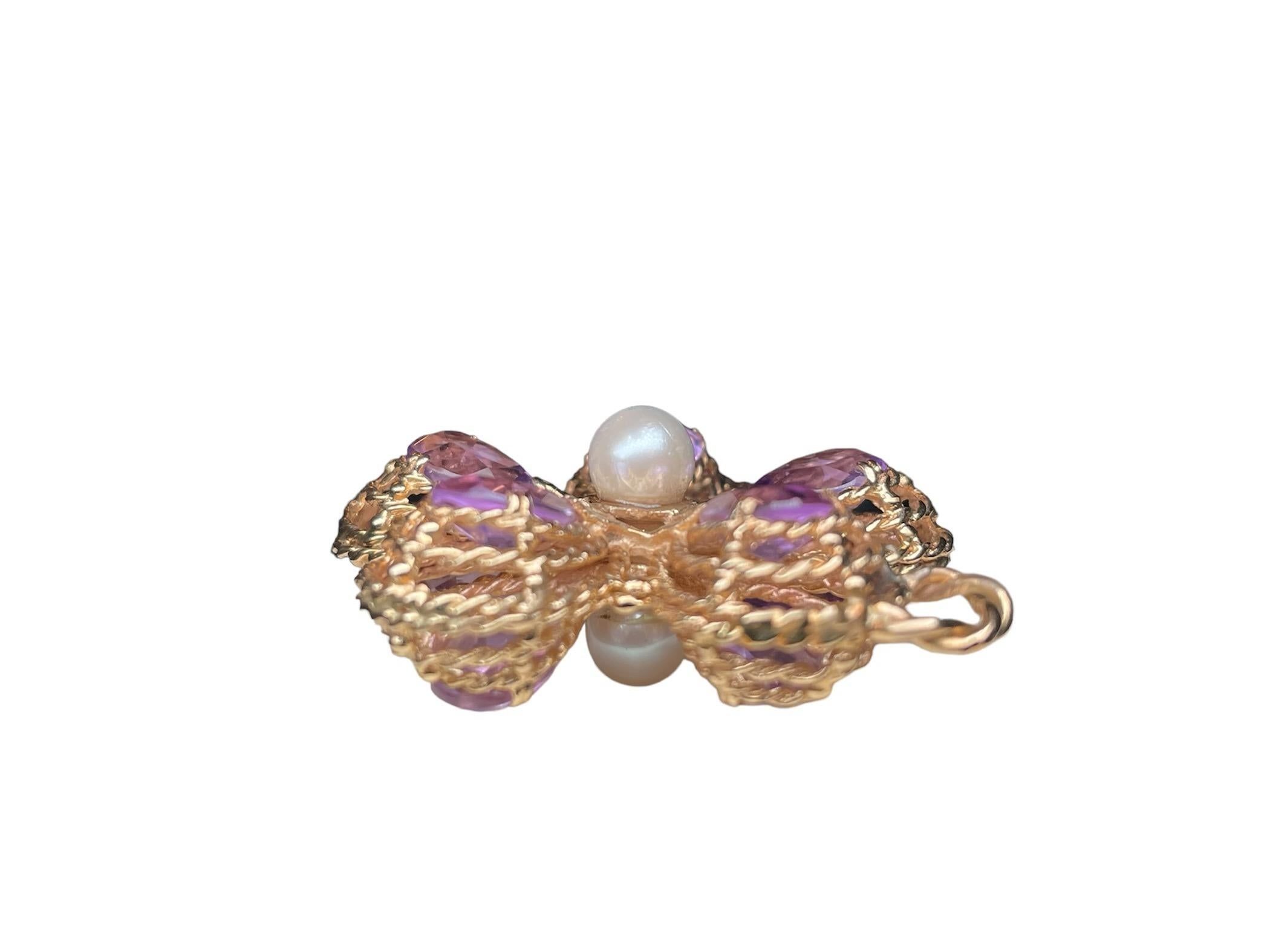Ciondolo a forma di fiore viola con ametista e perla in oro 14K in vendita 3