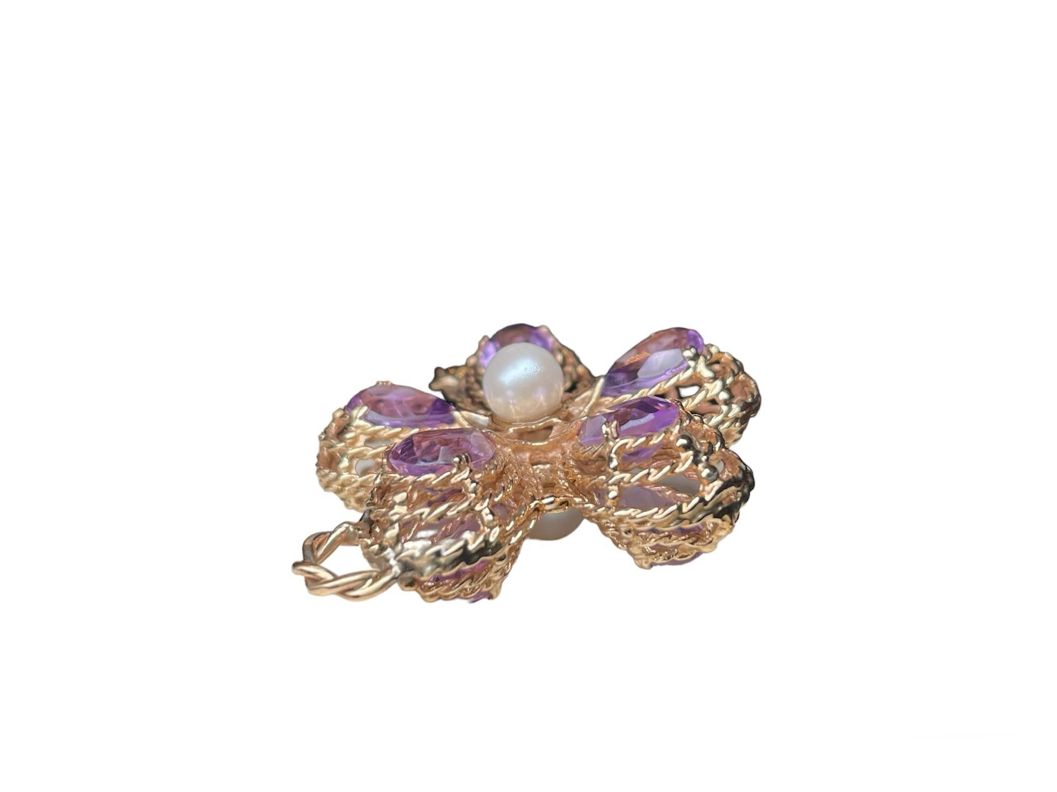 Ciondolo a forma di fiore viola con ametista e perla in oro 14K in vendita 4