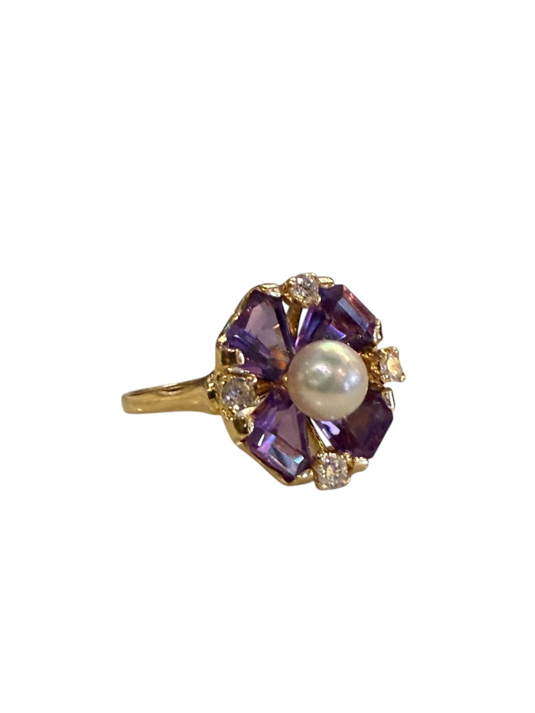 14K Gold Amethyst, Diamanten und Perlen Ring im Angebot 5