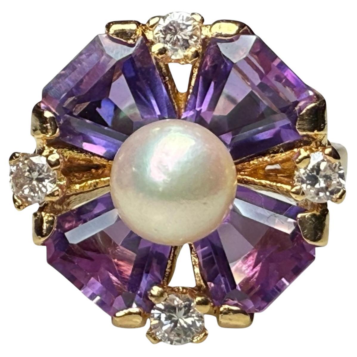 14K Gold Amethyst, Diamanten und Perlen Ring im Angebot