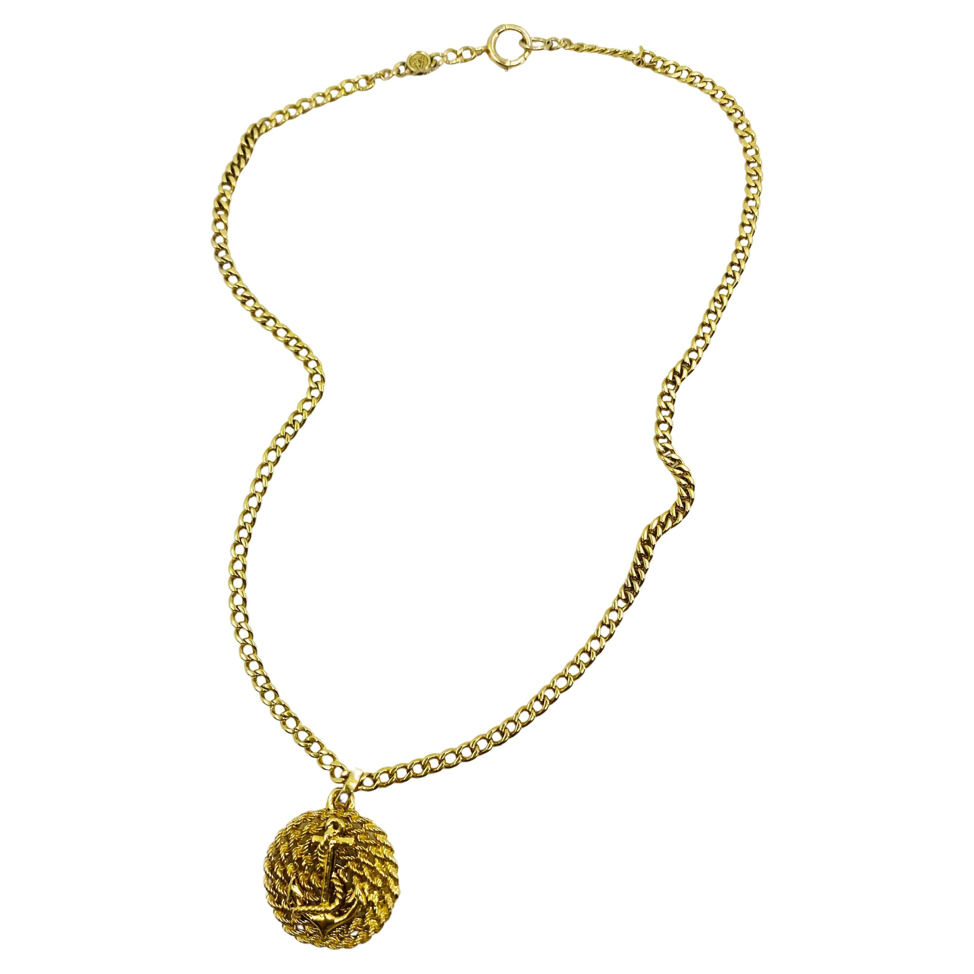Collier en or 14k avec pendentif ancre et chaîne à motif de corde Excellent état - En vente à Beverly Hills, CA