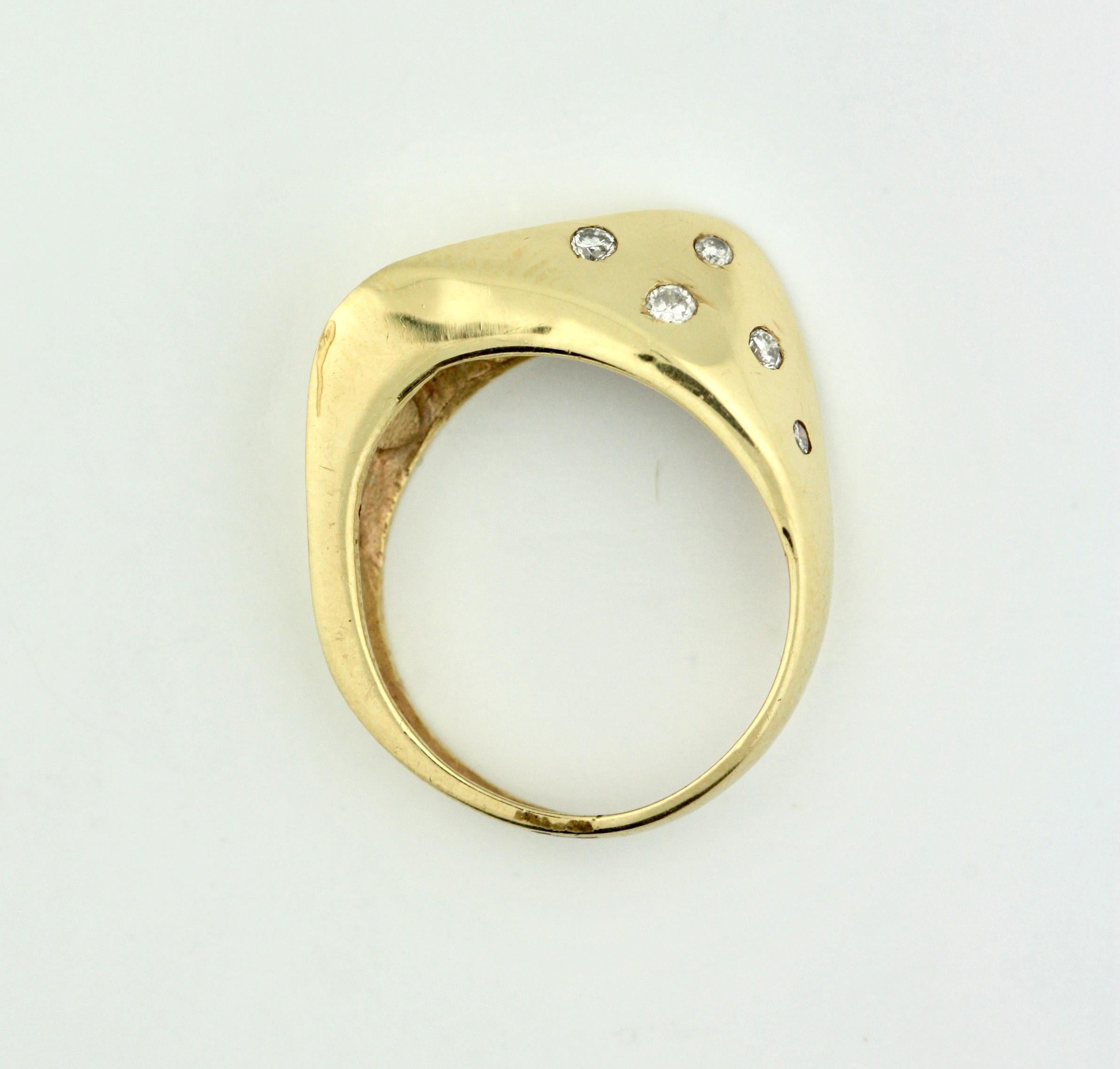 14K Gold and Diamond Ring In Good Condition For Sale In Palm Beach, FL
