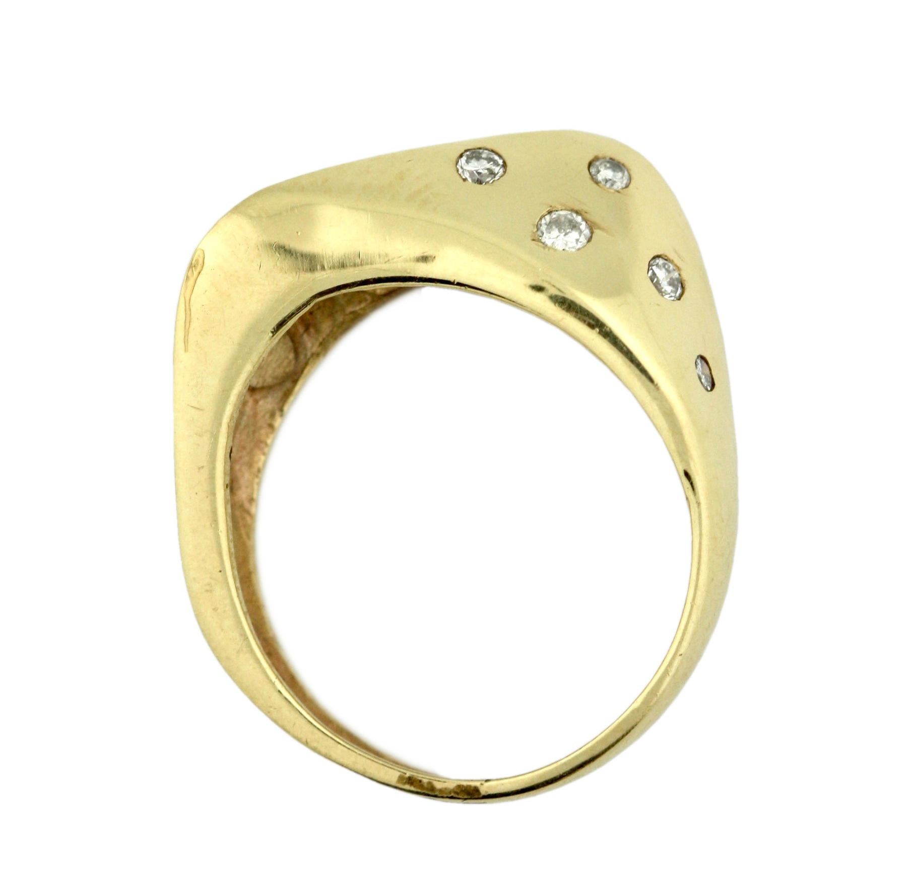 14K Gold and Diamond Ring For Sale 2