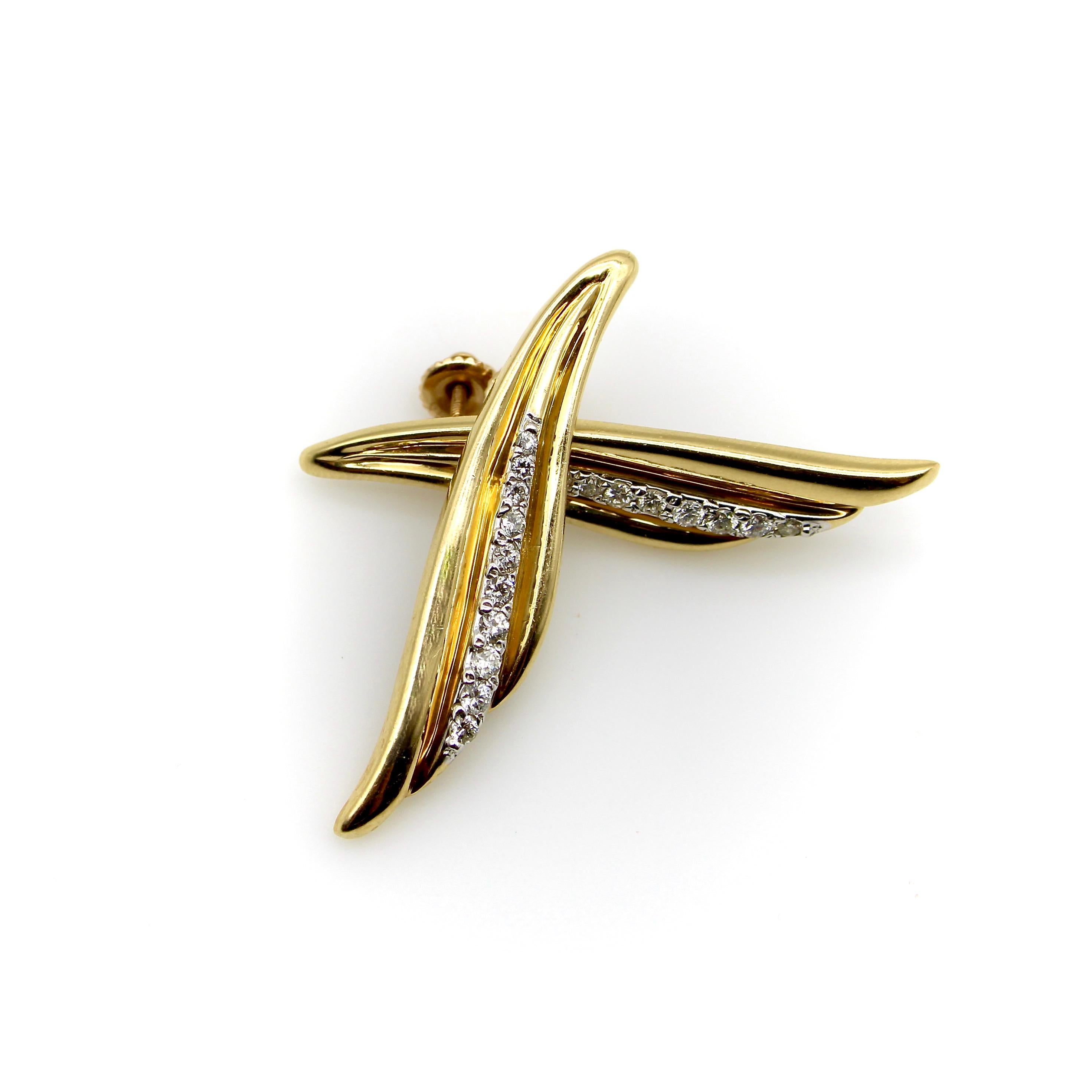 Brilliant Cut Vintage 14K Gold and Diamond Wing Shaped Earrings For Sale