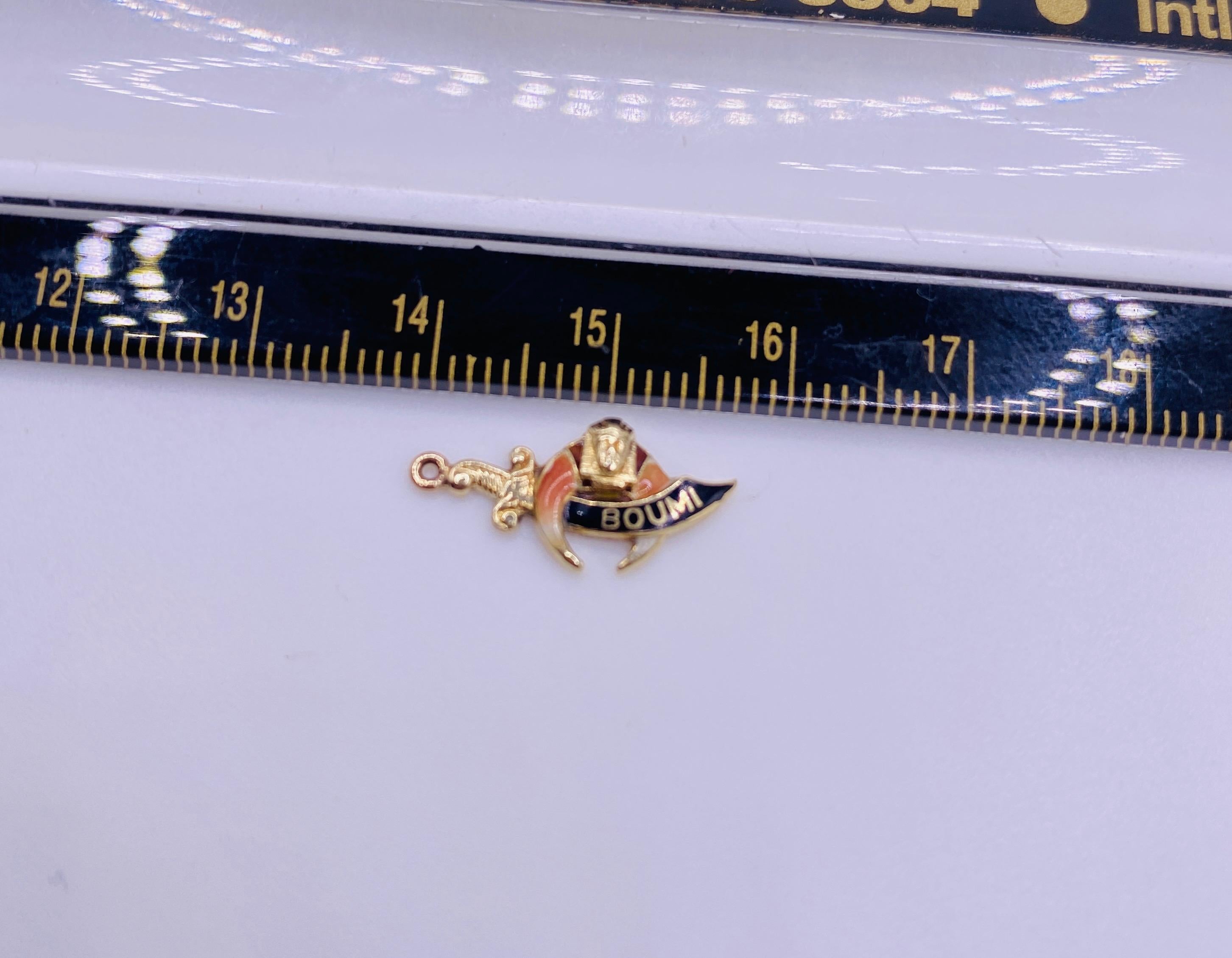 Enamel and Yellow Gold Masonic Charm For Sale 1