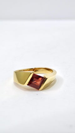 14k Gold and Garnet Geometric Ring