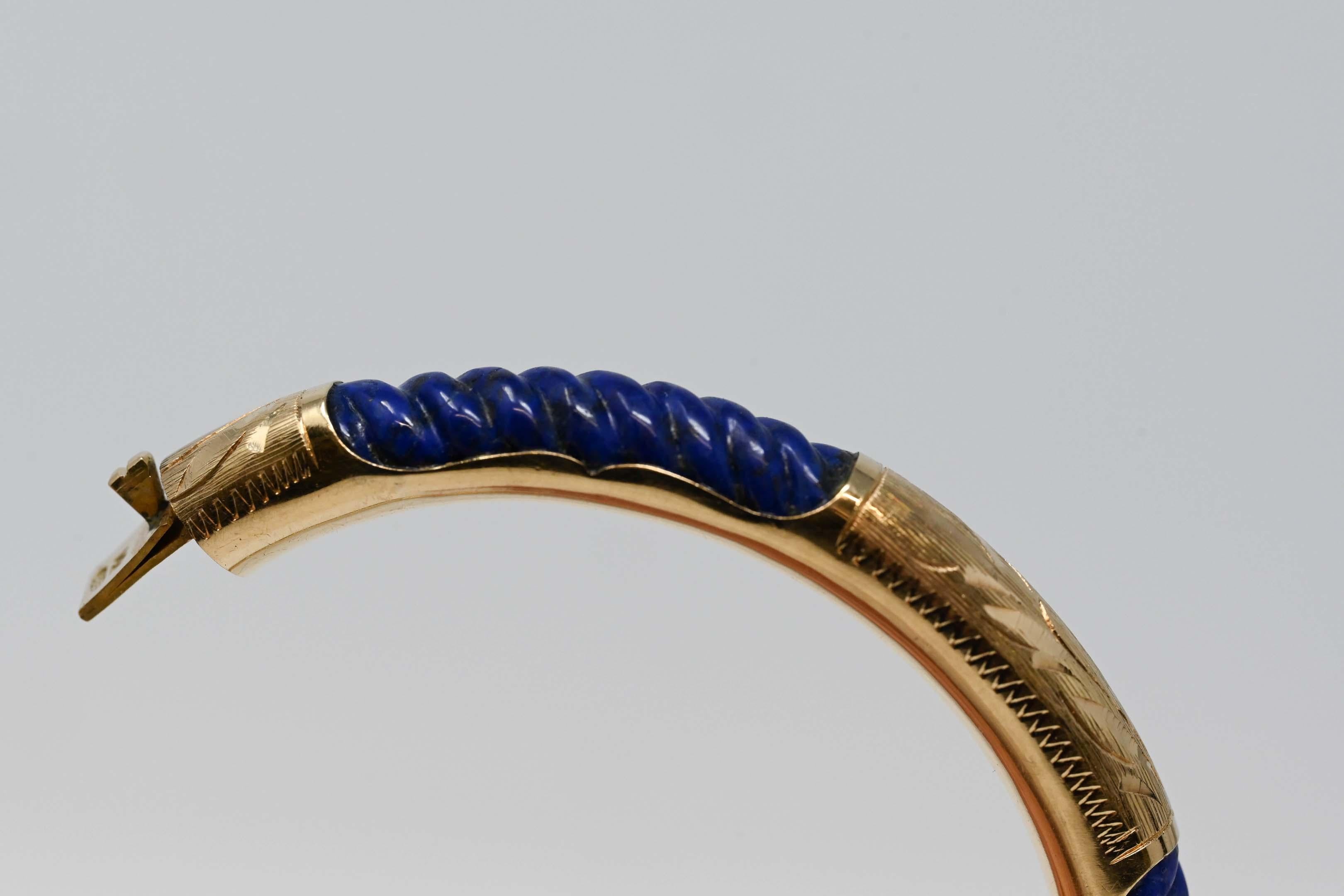 14k Gold and Lapis Lazuli Bangle Bracelet In Good Condition For Sale In Montreal, QC
