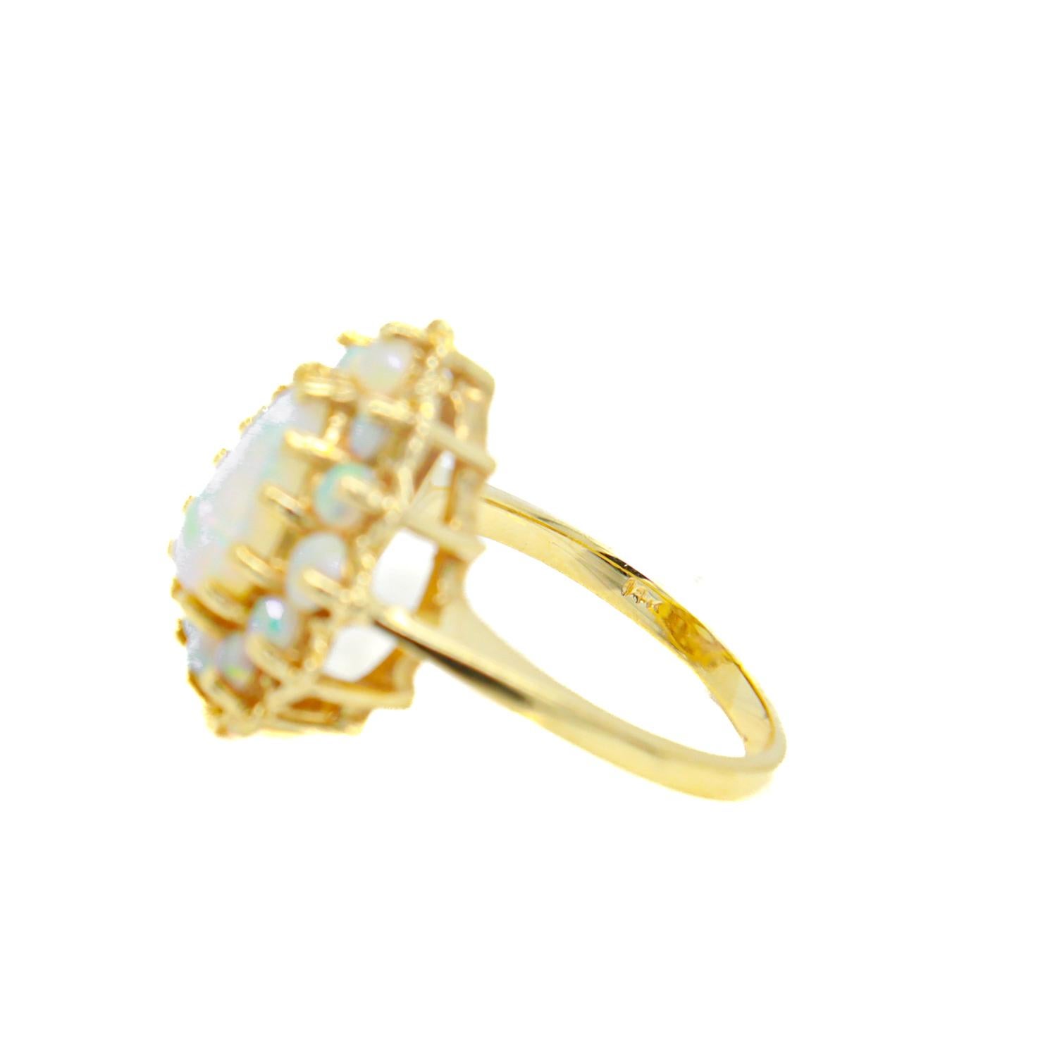 Anillo de Cóctel de Oro de 14k y Racimo de Ópalo 7