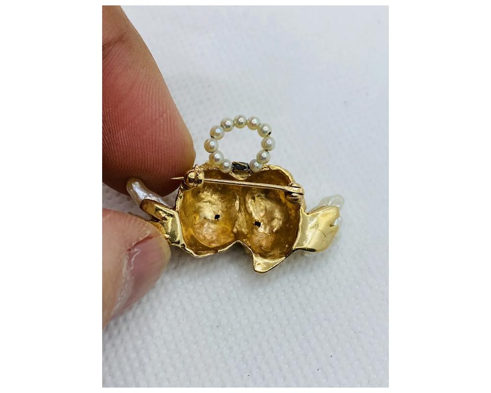 14k Gold and Pearl Angels Cherub Brooch For Sale 1