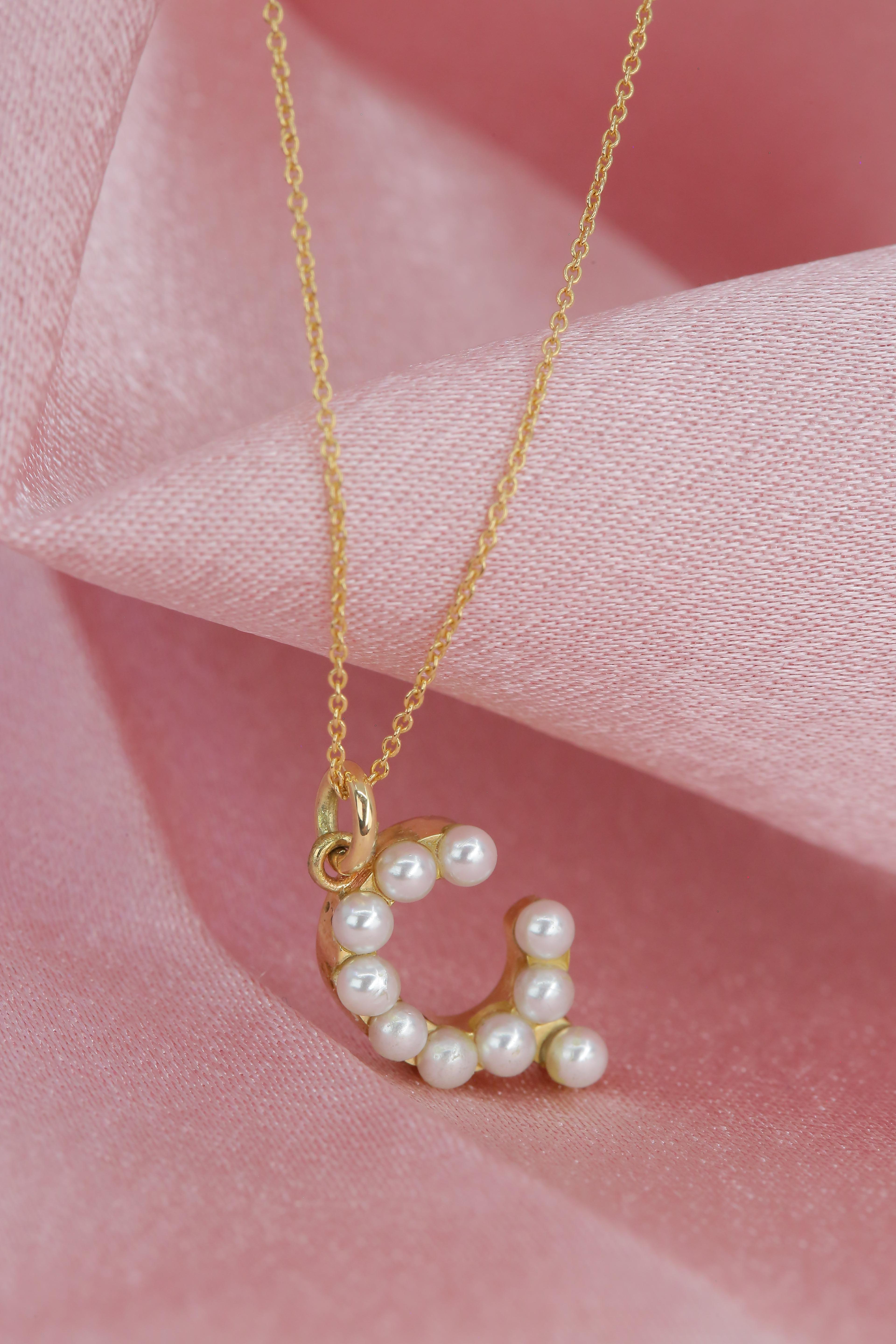 14K Gold and Pearl Initial Letter Ç Necklace In New Condition For Sale In ISTANBUL, TR
