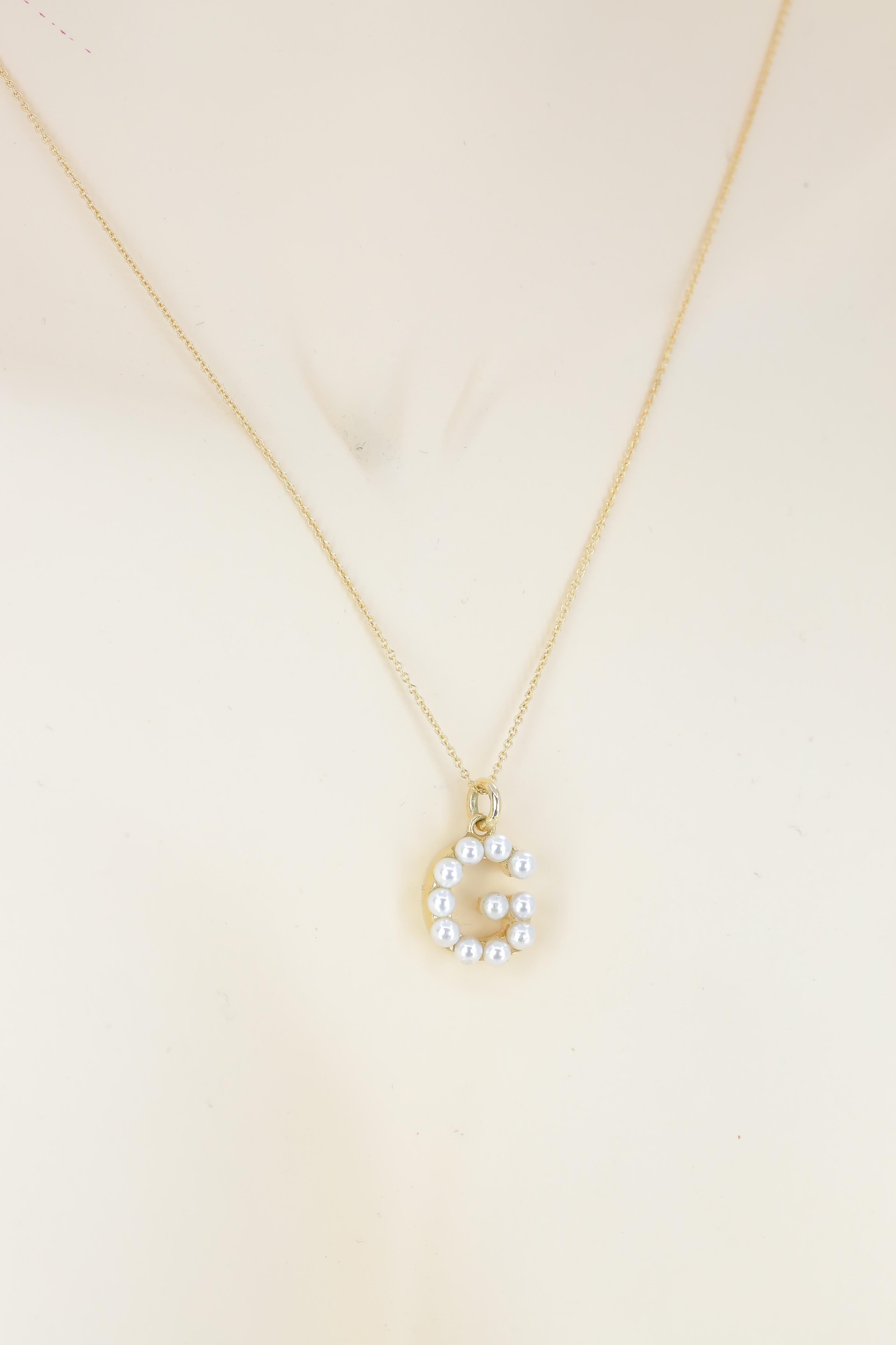 Collier en or 14 carats et perles avec lettres initiales G Neuf - En vente à ISTANBUL, TR