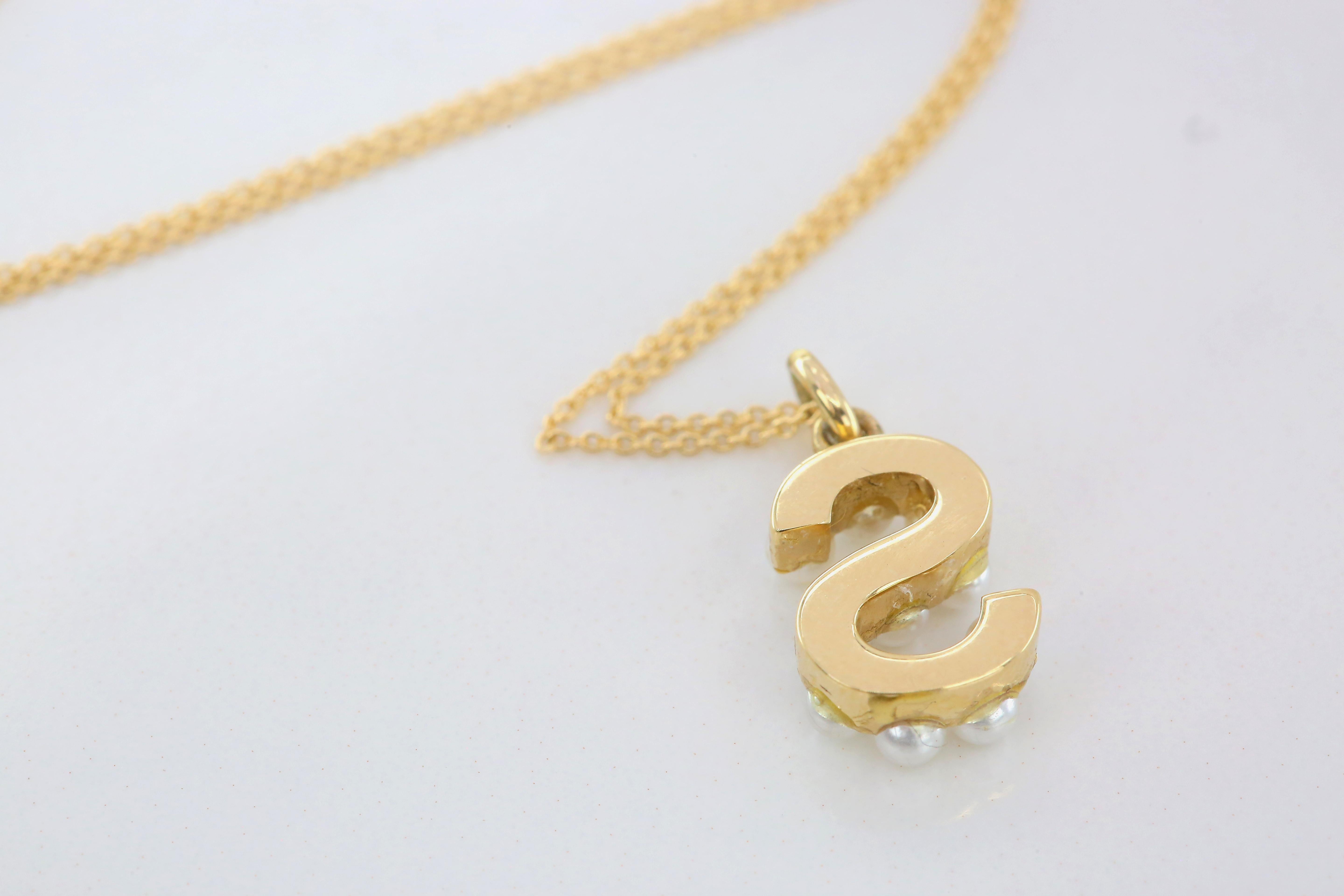 14K Gold and Pearl Initial Letter S Necklace In New Condition For Sale In ISTANBUL, TR