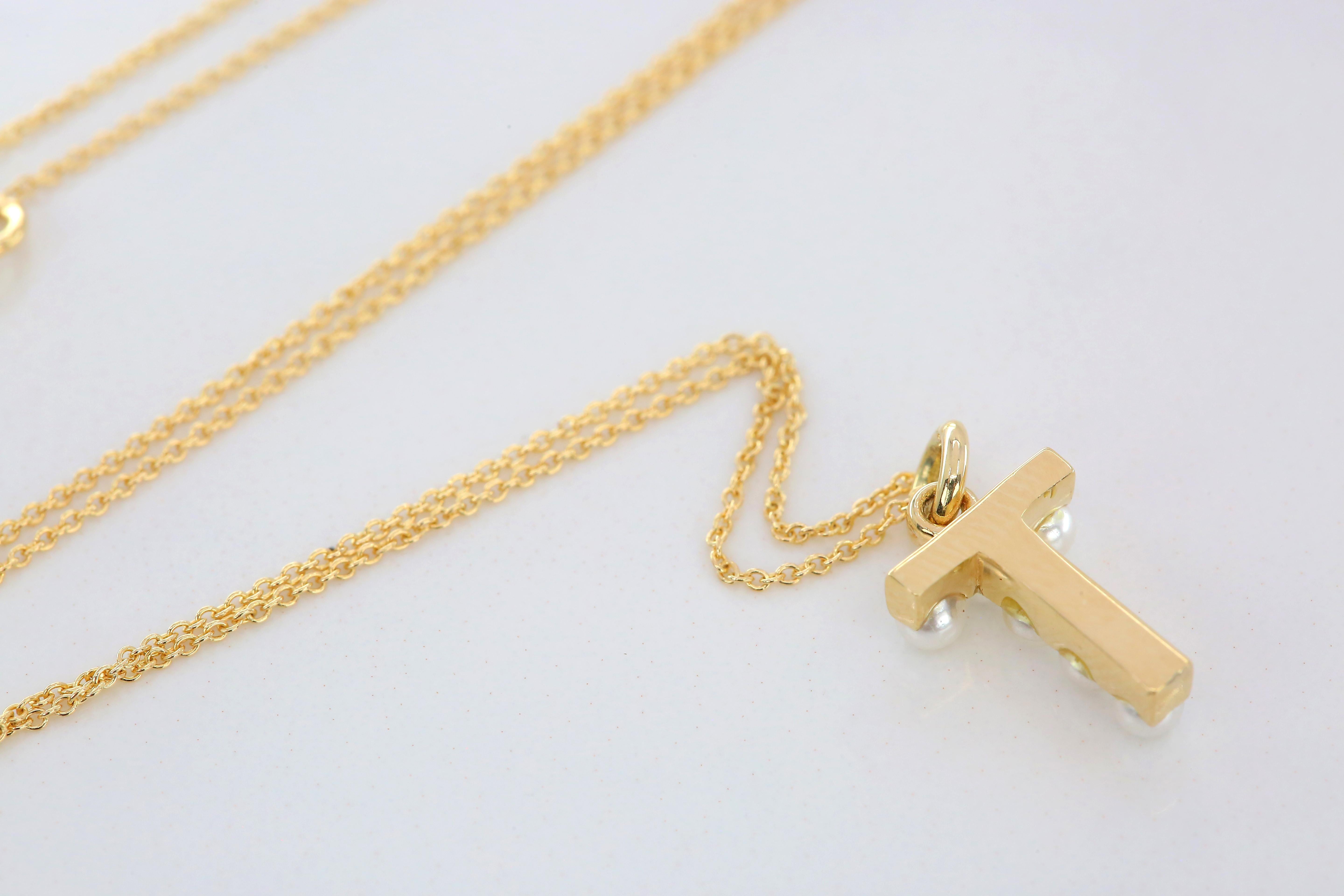 14K Gold and Pearl Initial Letter T Necklace In New Condition For Sale In ISTANBUL, TR