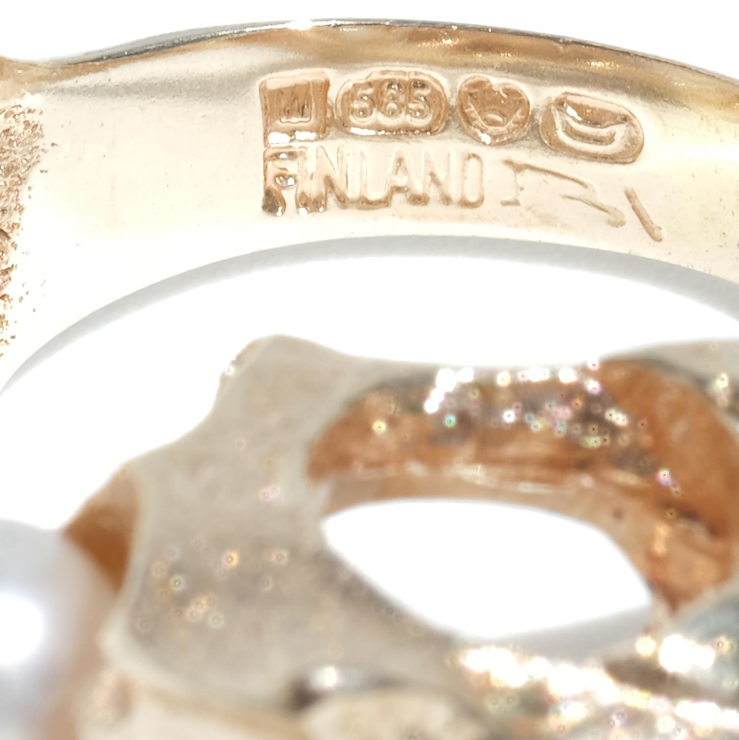 14K Gold and Pearl Ring by Björn Weckström Made in the 1970s For Sale 7