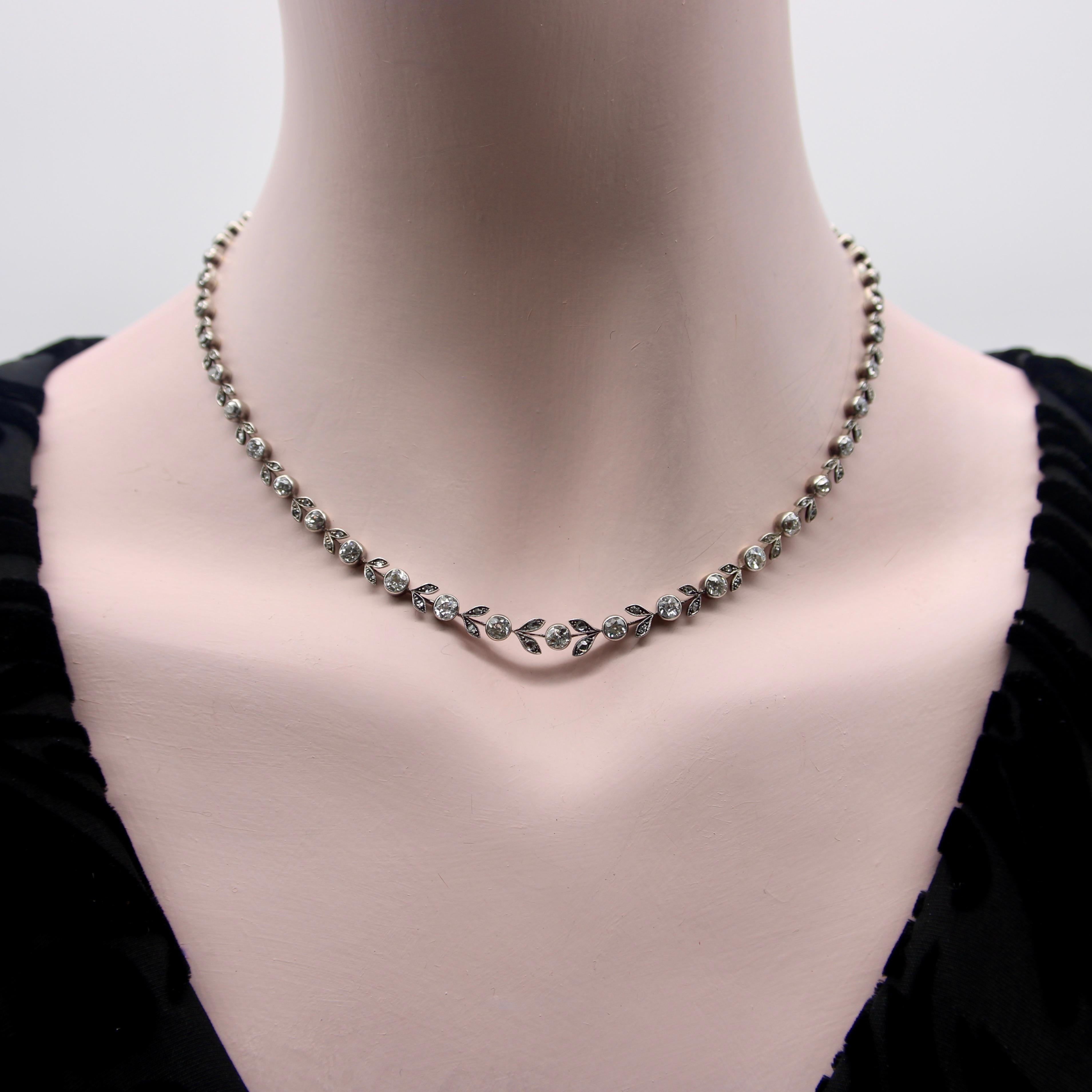 14K Gold and Silver Belle Époque Antique Diamond Garland Necklace For Sale 3