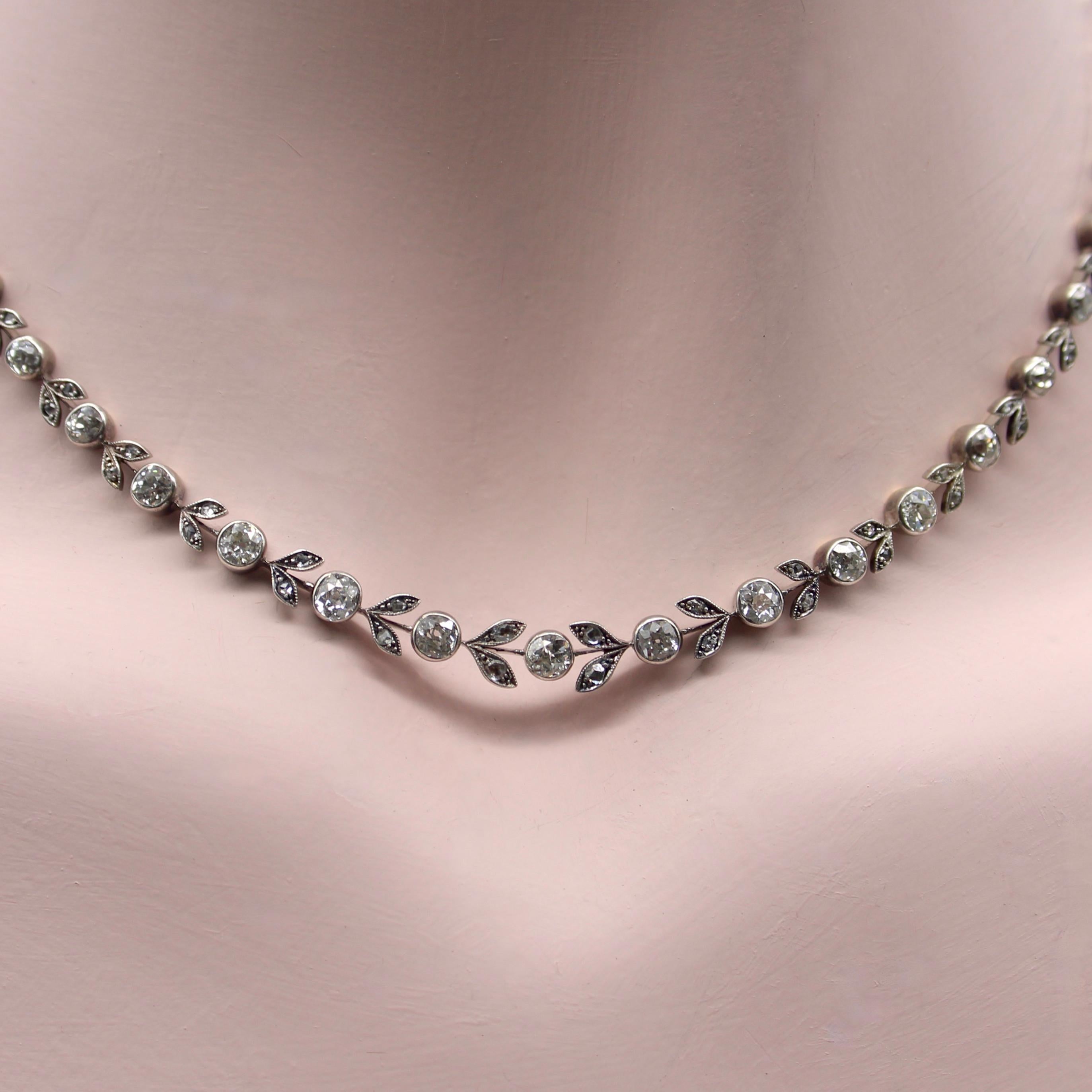 14K Gold and Silver Belle Époque Antique Diamond Garland Necklace For Sale 4