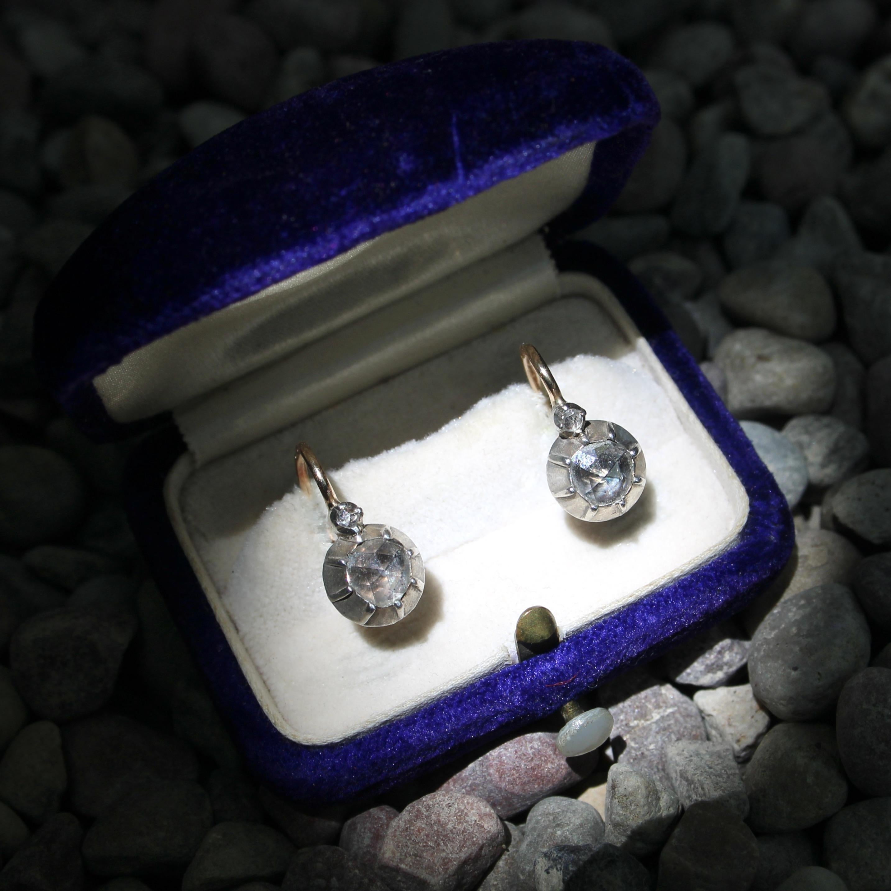 14K Gold and Silver Victorian Rose Cut Diamond Collet Set Dormeuse Earrings en vente 4