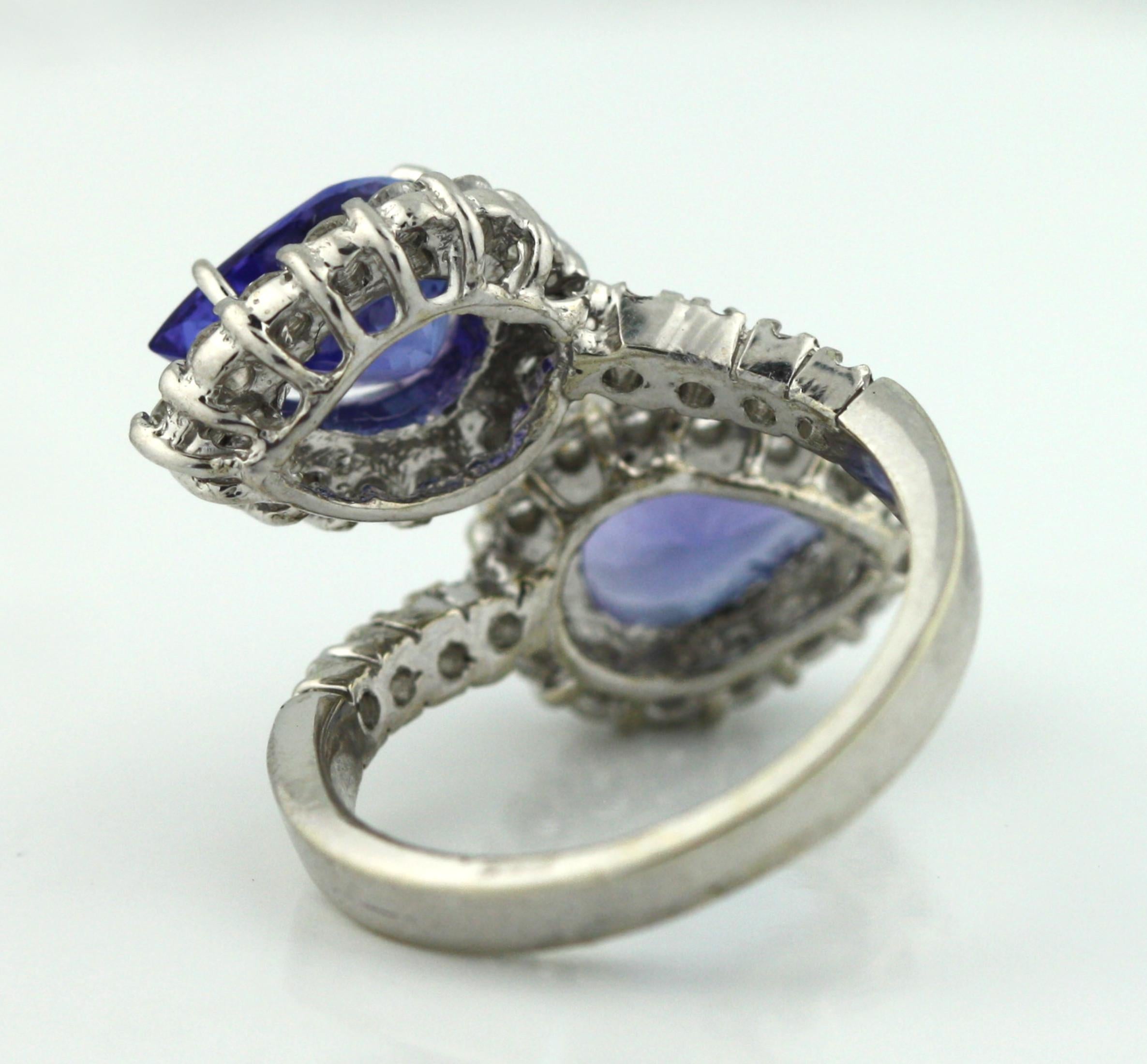 14K Gold and Tanzanite and Diamond Ring In Good Condition In Palm Beach, FL