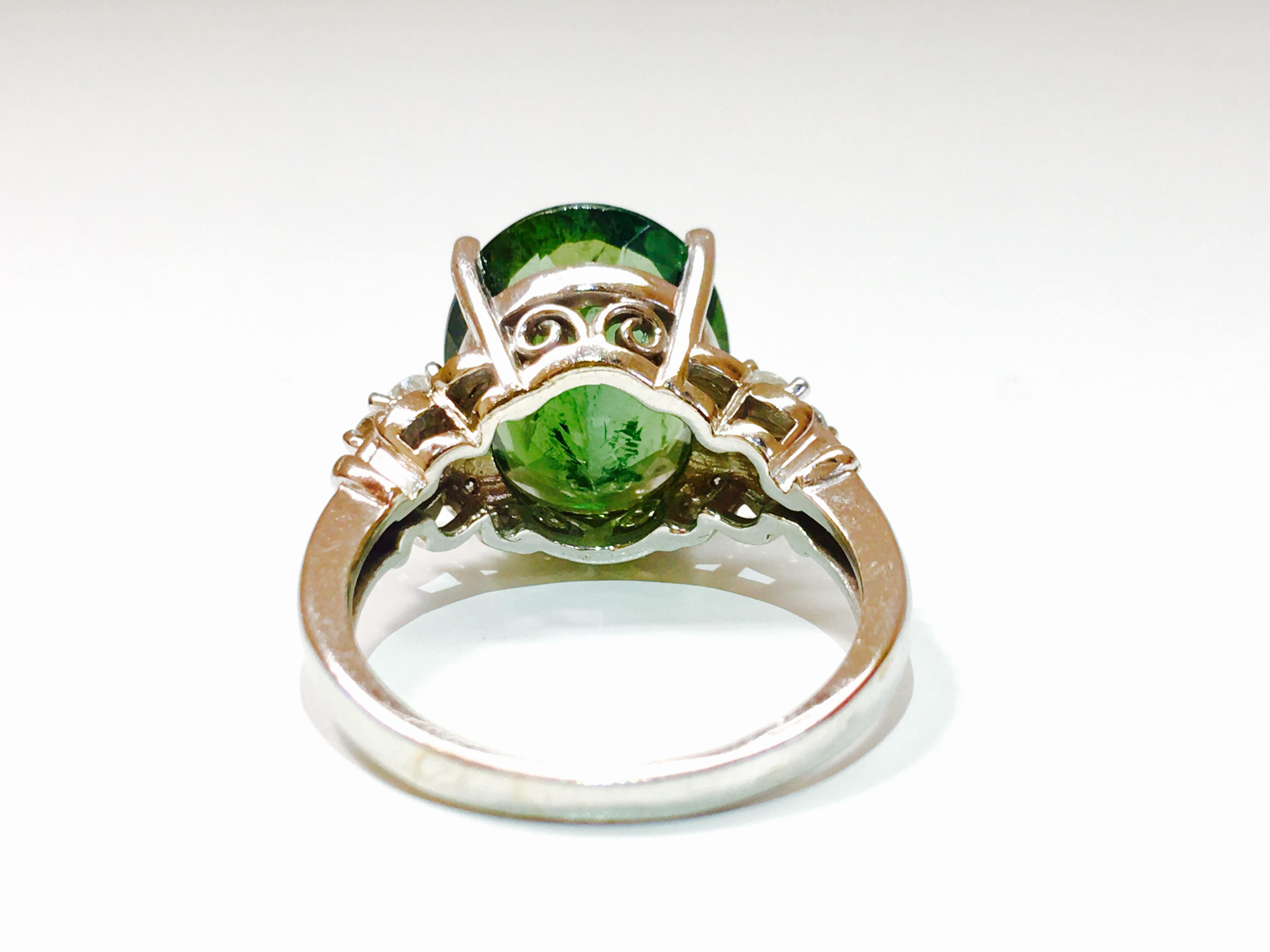14K Gold, Andalusite & VS Diamond Ladies Ring For Sale 1