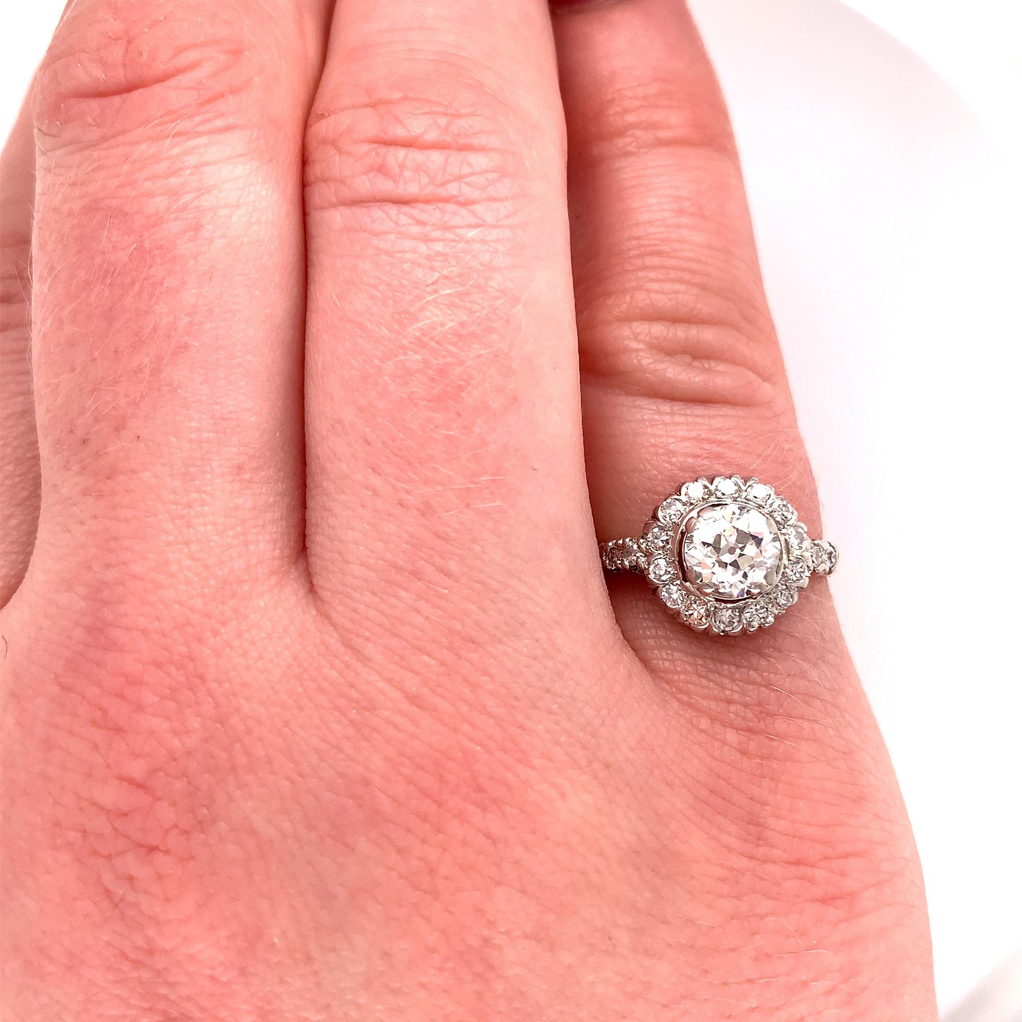 Women's 14K Gold Antique 1.15 carat Diamond Halo Ring For Sale