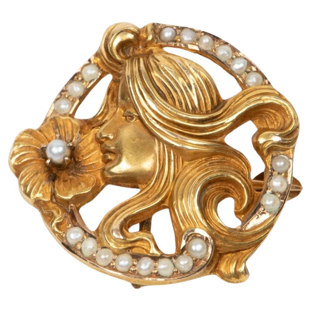 Spilla in oro 14K in stile antico Art Nouveau con capelli fluenti e perle di semi 5,16g