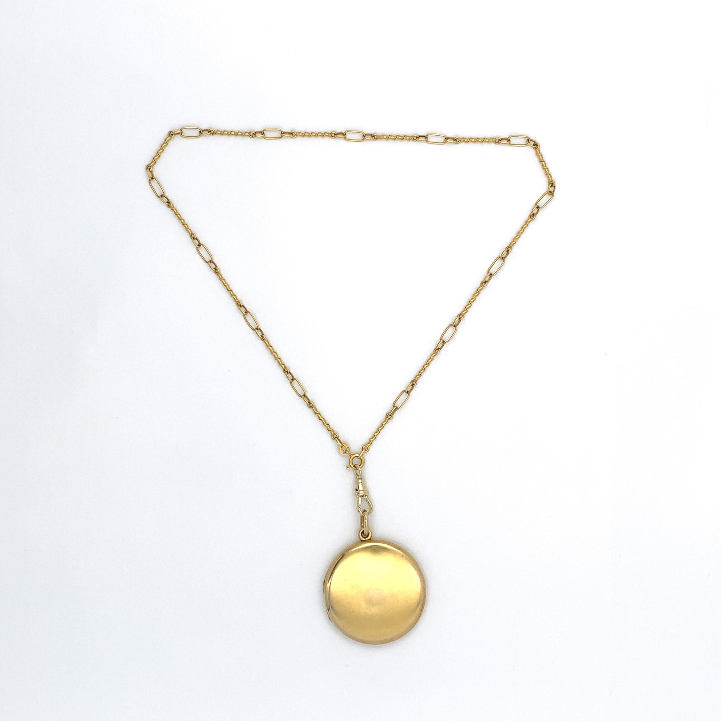 14K gold Antique Locket on 18K gold Hand Made Chain In Good Condition For Sale In Big Bend, WI