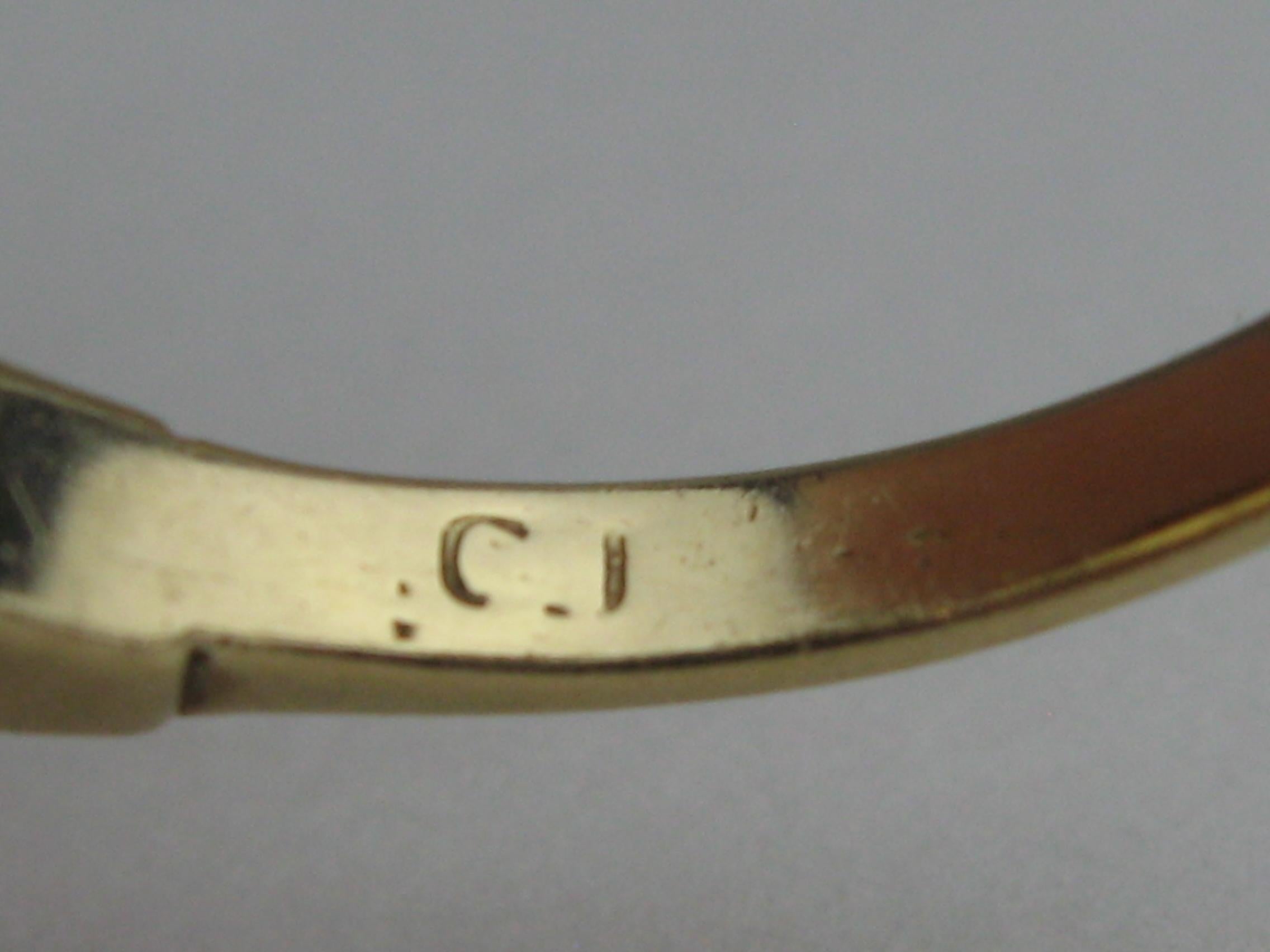 14 Karat Gold Antique Poison Locket Scrolled Engraving Ring 1