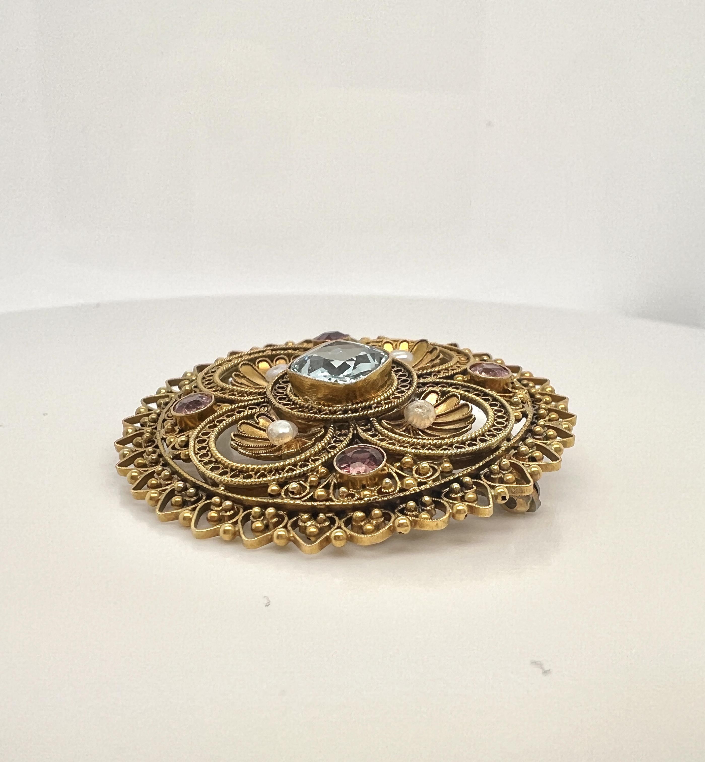 Taglio cuscino 14K Gold, Aquamarine, Tourmaline, And Seed Pearl Brooch in vendita