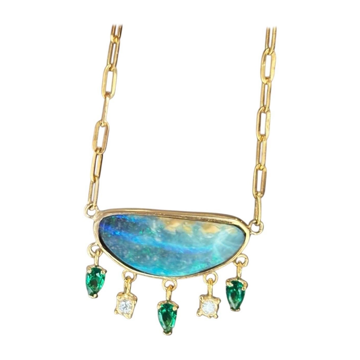 Collar de oro de 14k con ópalo australiano, esmeraldas colombianas y diamantes