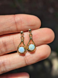 Boucles d'oreilles pendantes en forme de larme, en or 14 carats, avec opale blanche australienne massive en cabochon