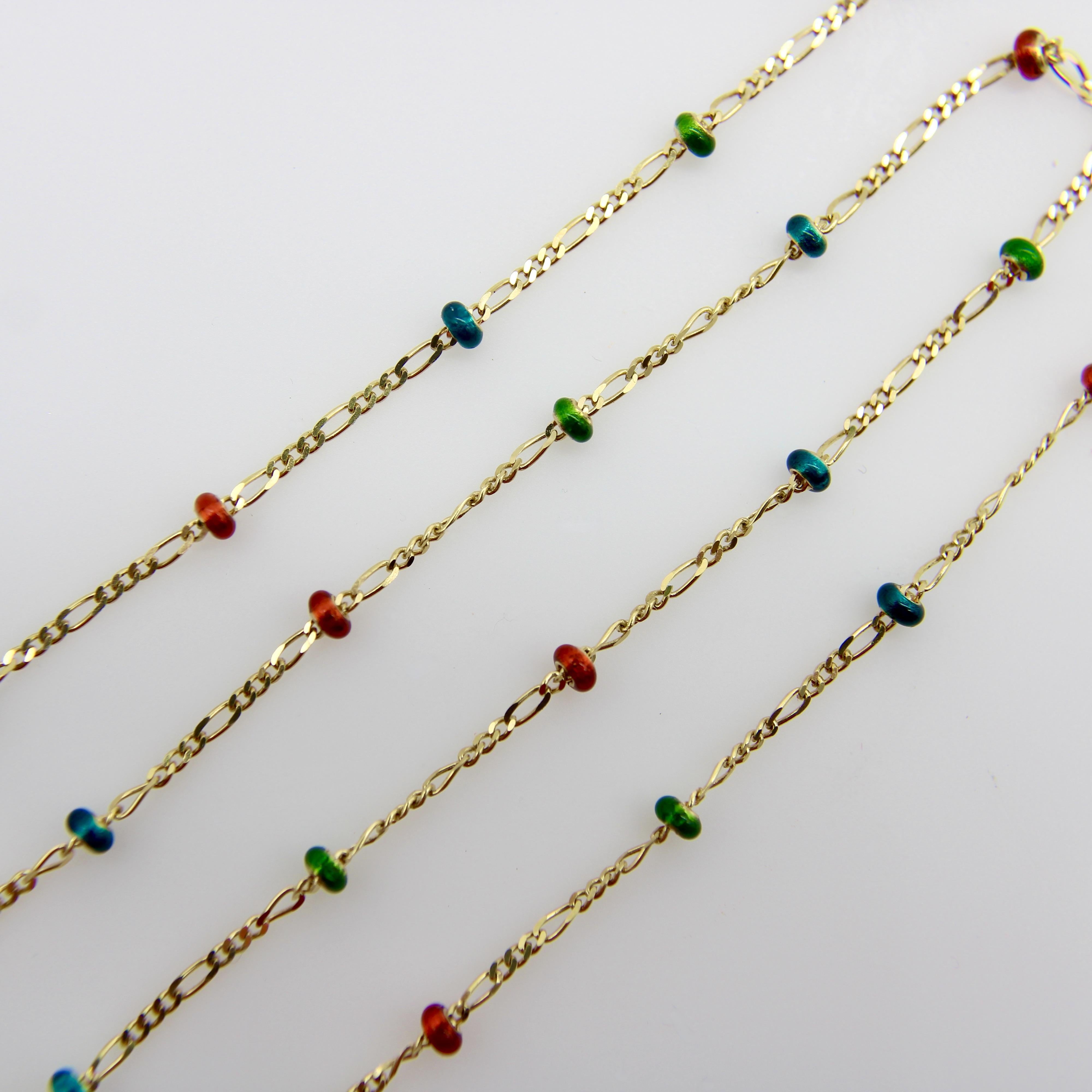 Catena A Link Baby Figaro in oro 14K con perline d'oro smaltate colorate In condizioni buone in vendita a Venice, CA