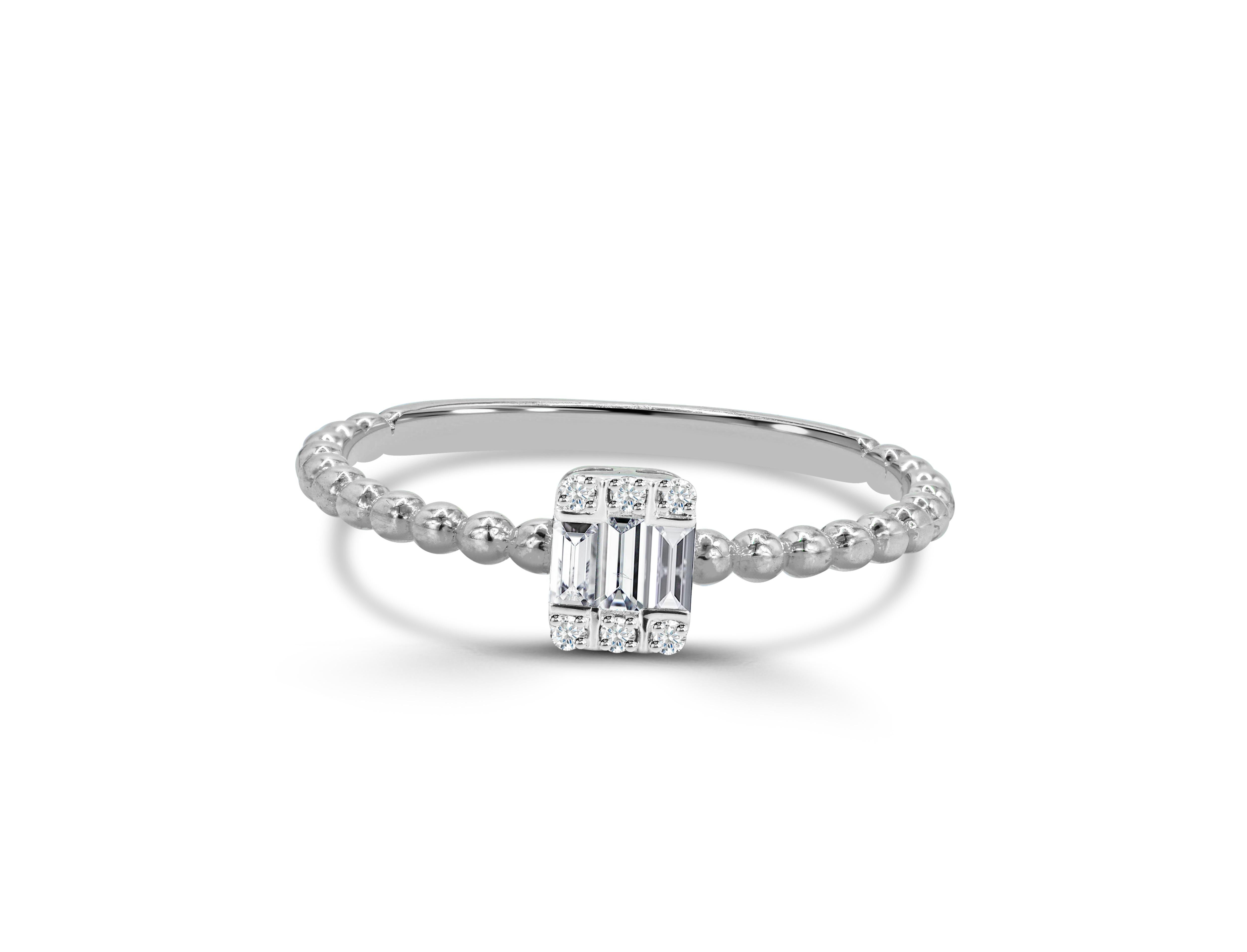 For Sale:  14k Gold Baguette Baguette Diamond Ring Square Diamond Ring Wedding Ring 4
